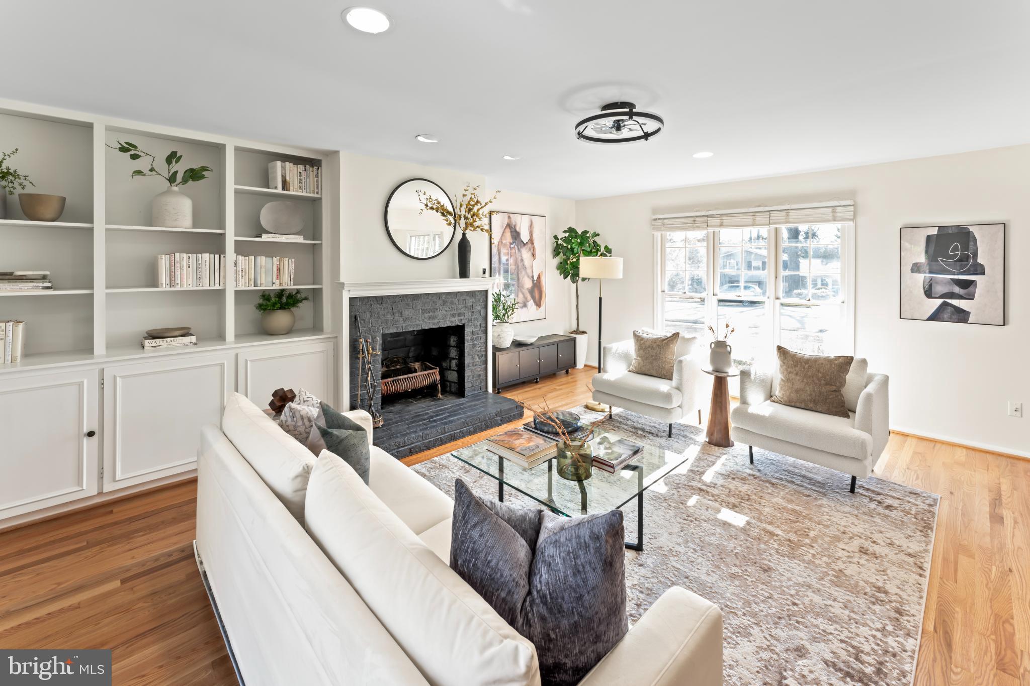 WEST SPRINGFIELD - Residential