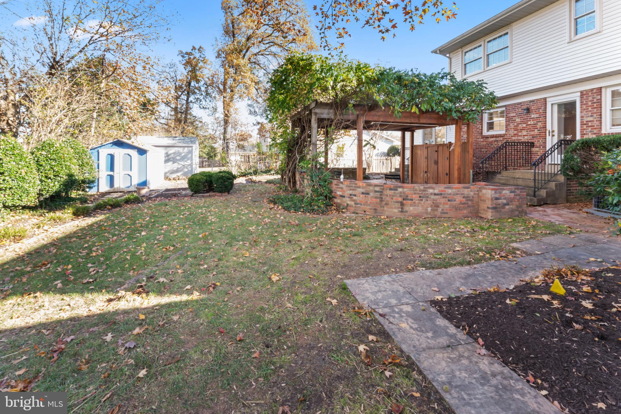 WEST SPRINGFIELD - Residential