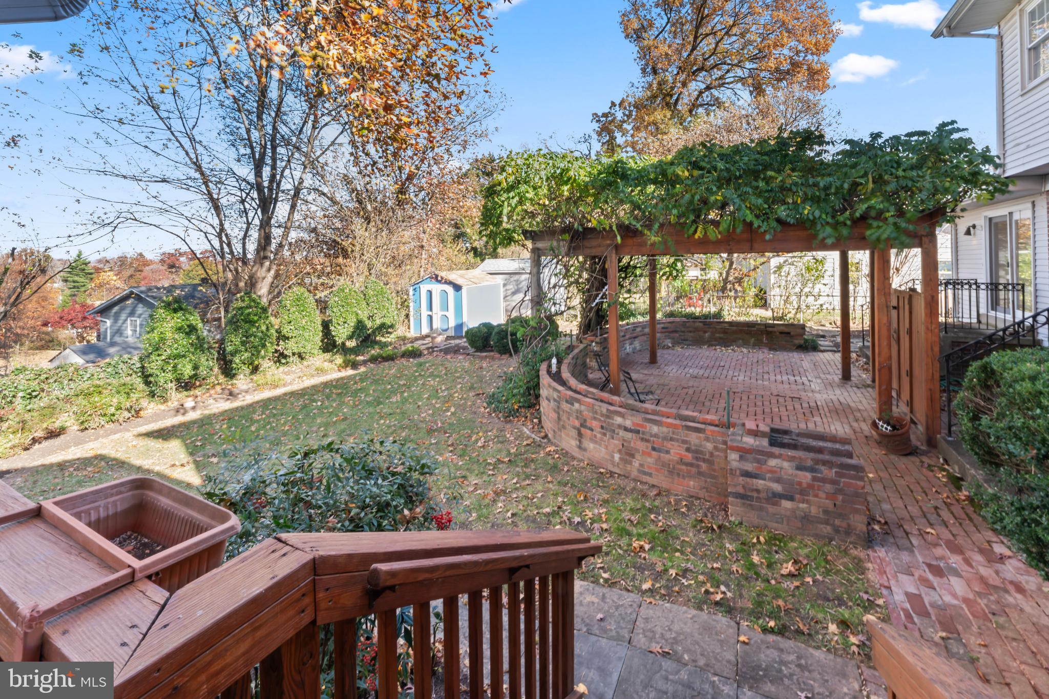 WEST SPRINGFIELD - Residential