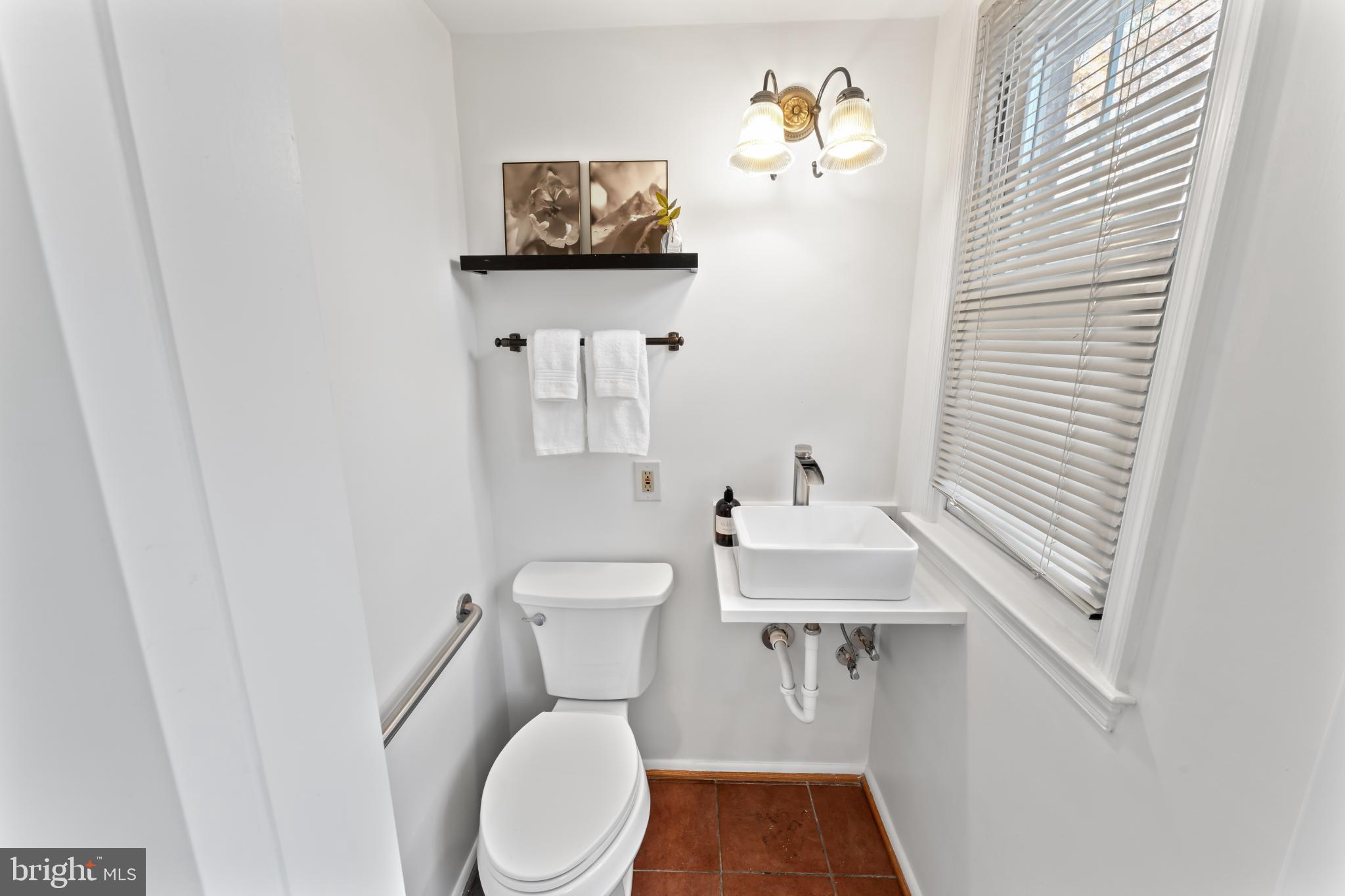 WEST SPRINGFIELD - Residential