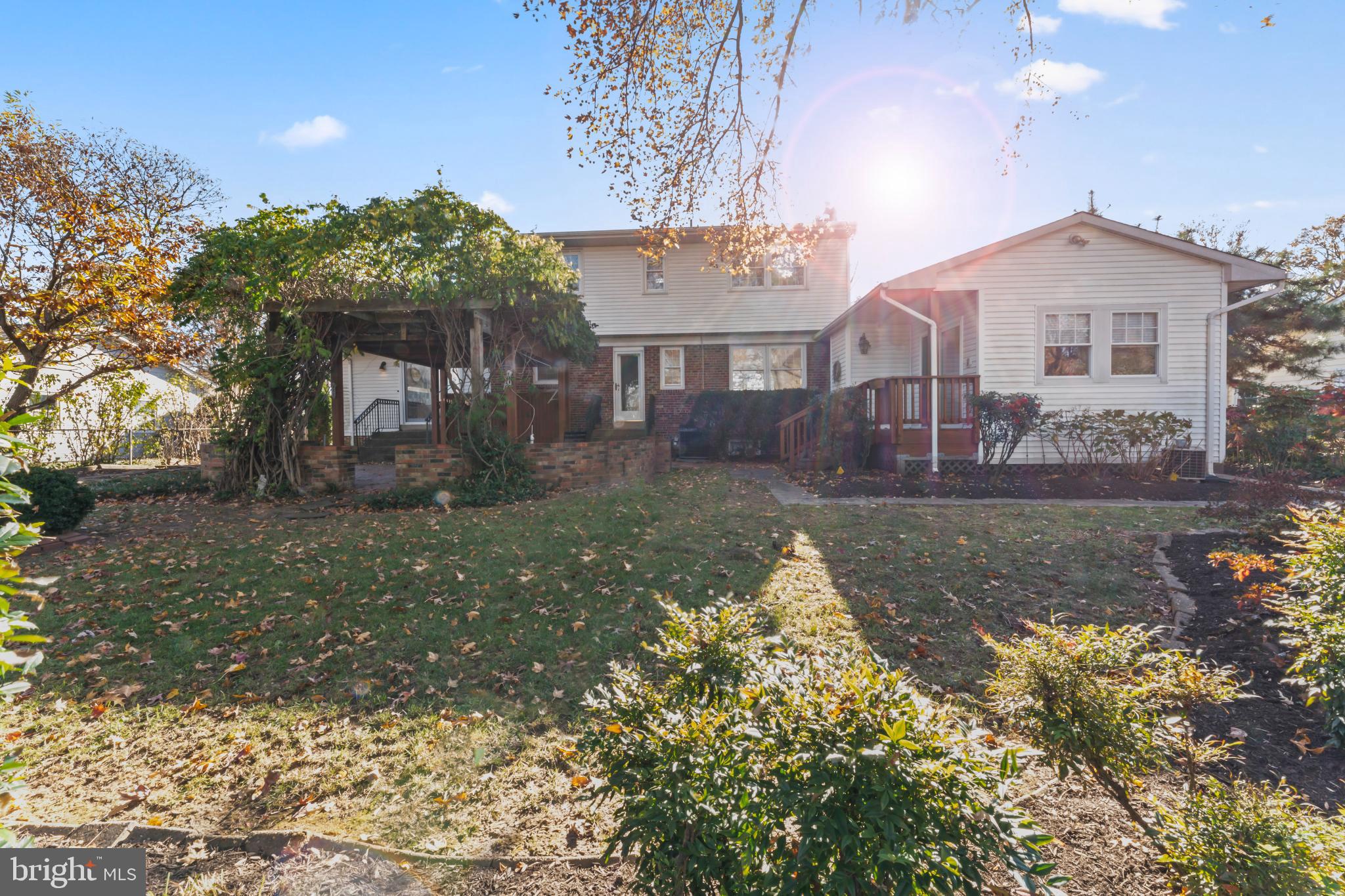 WEST SPRINGFIELD - Residential