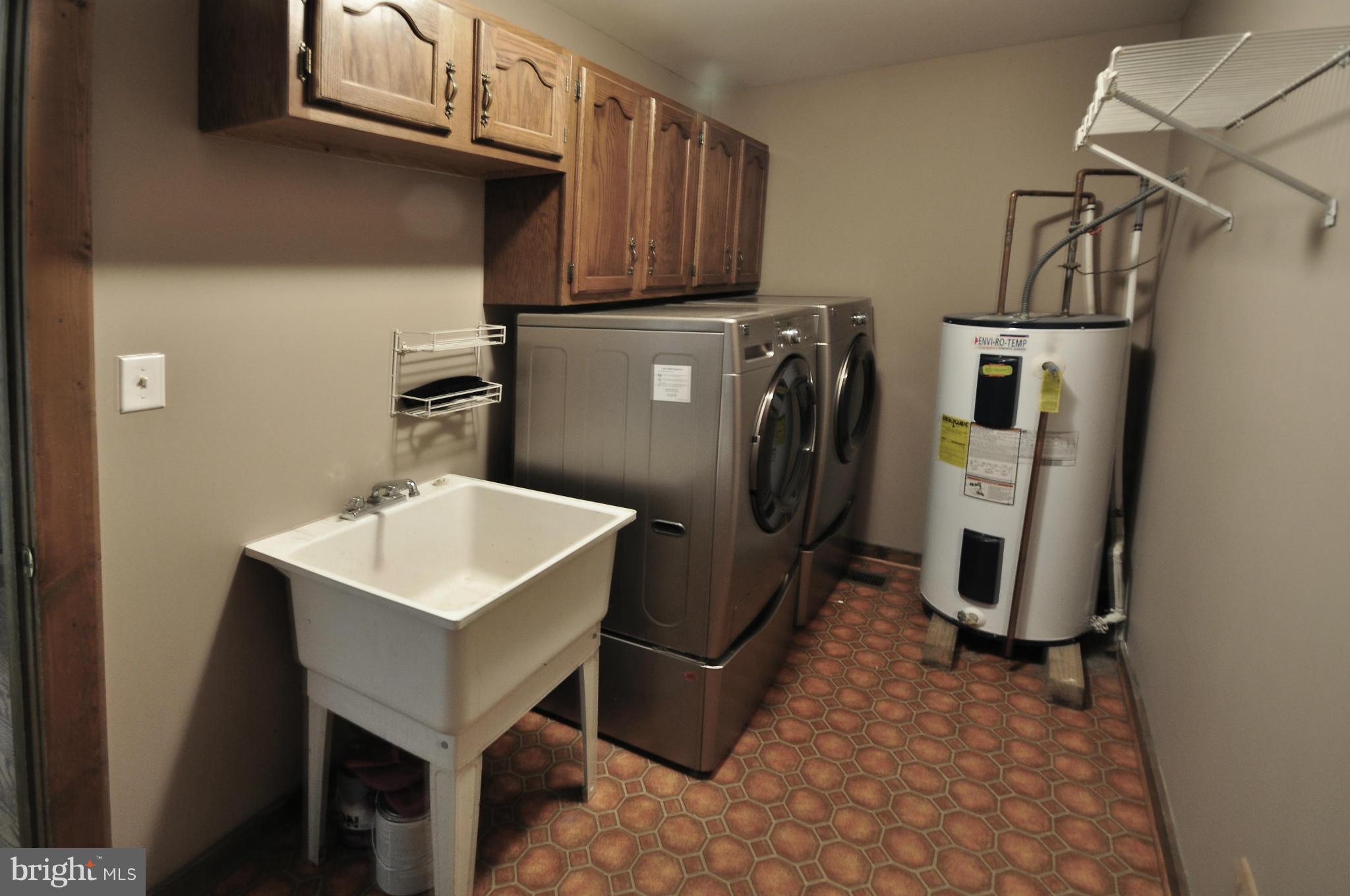 SPOTSWOOD ESTATES - Residential