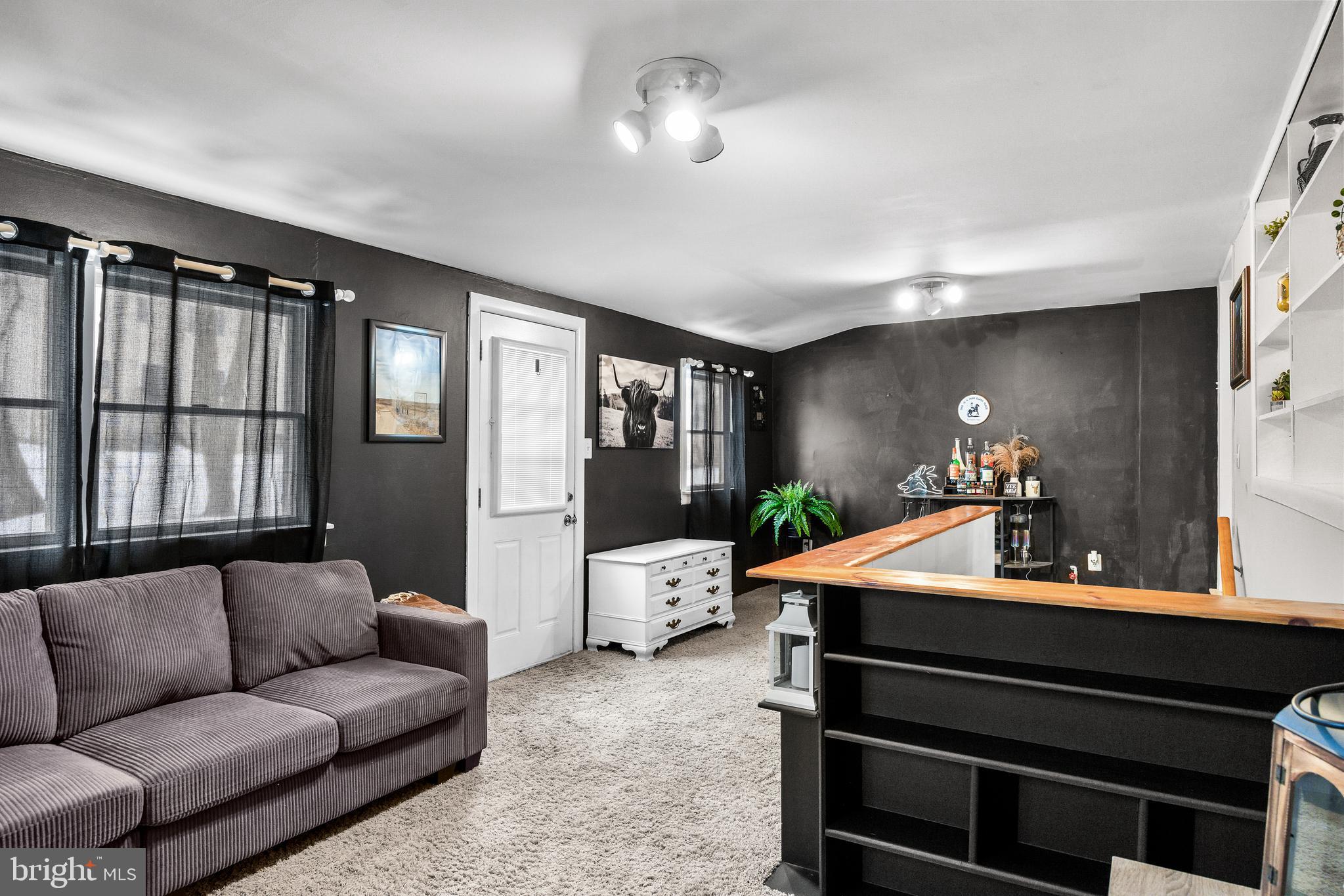 NONE AVA ILABLE - Residential