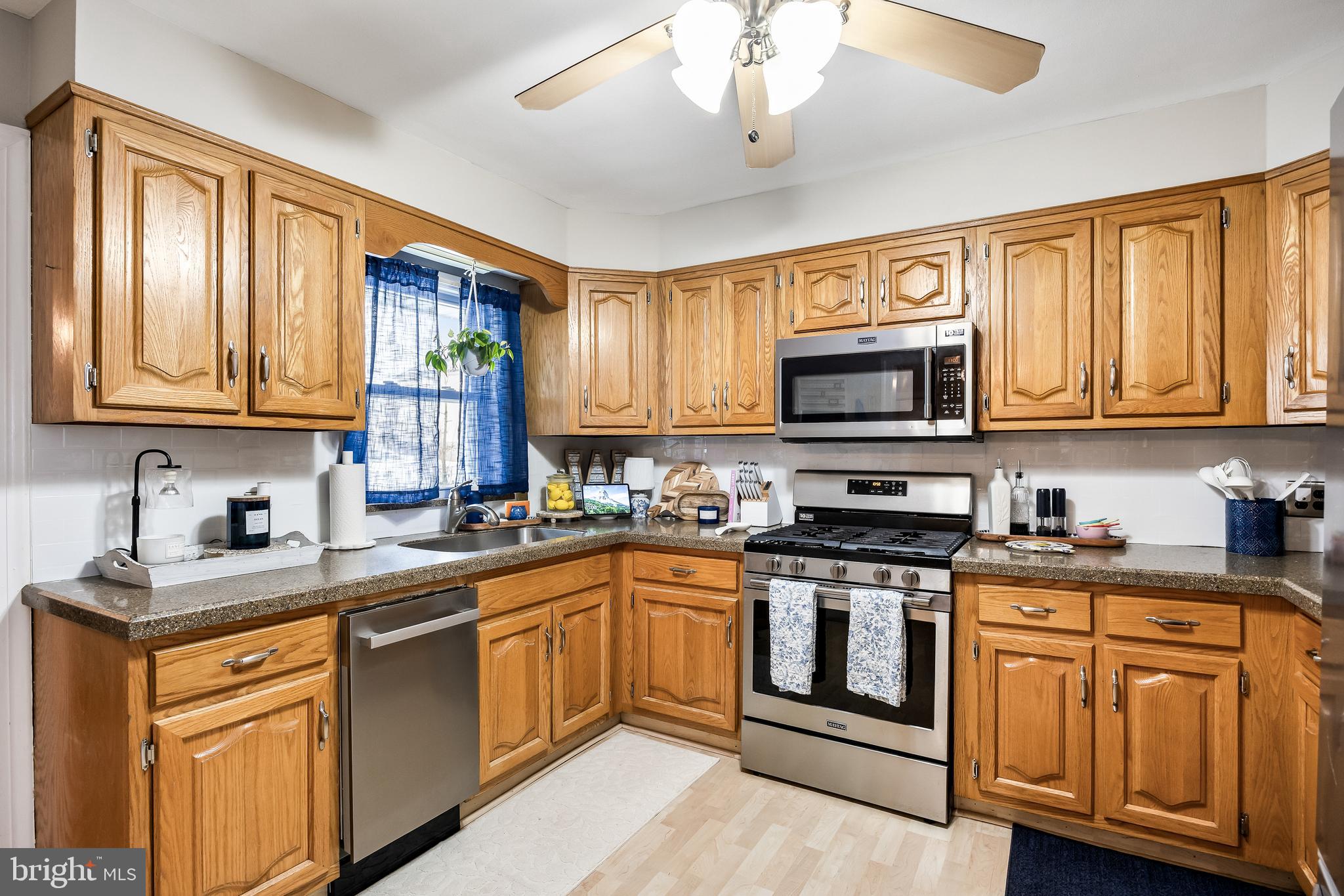 NONE AVA ILABLE - Residential