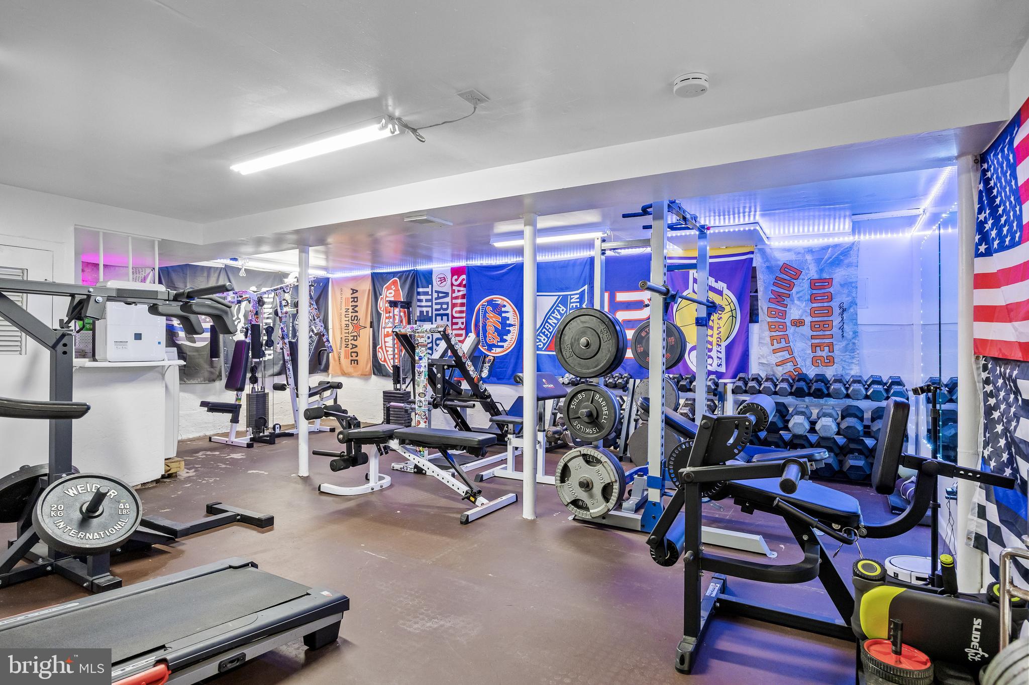 NONE AVA ILABLE - Residential