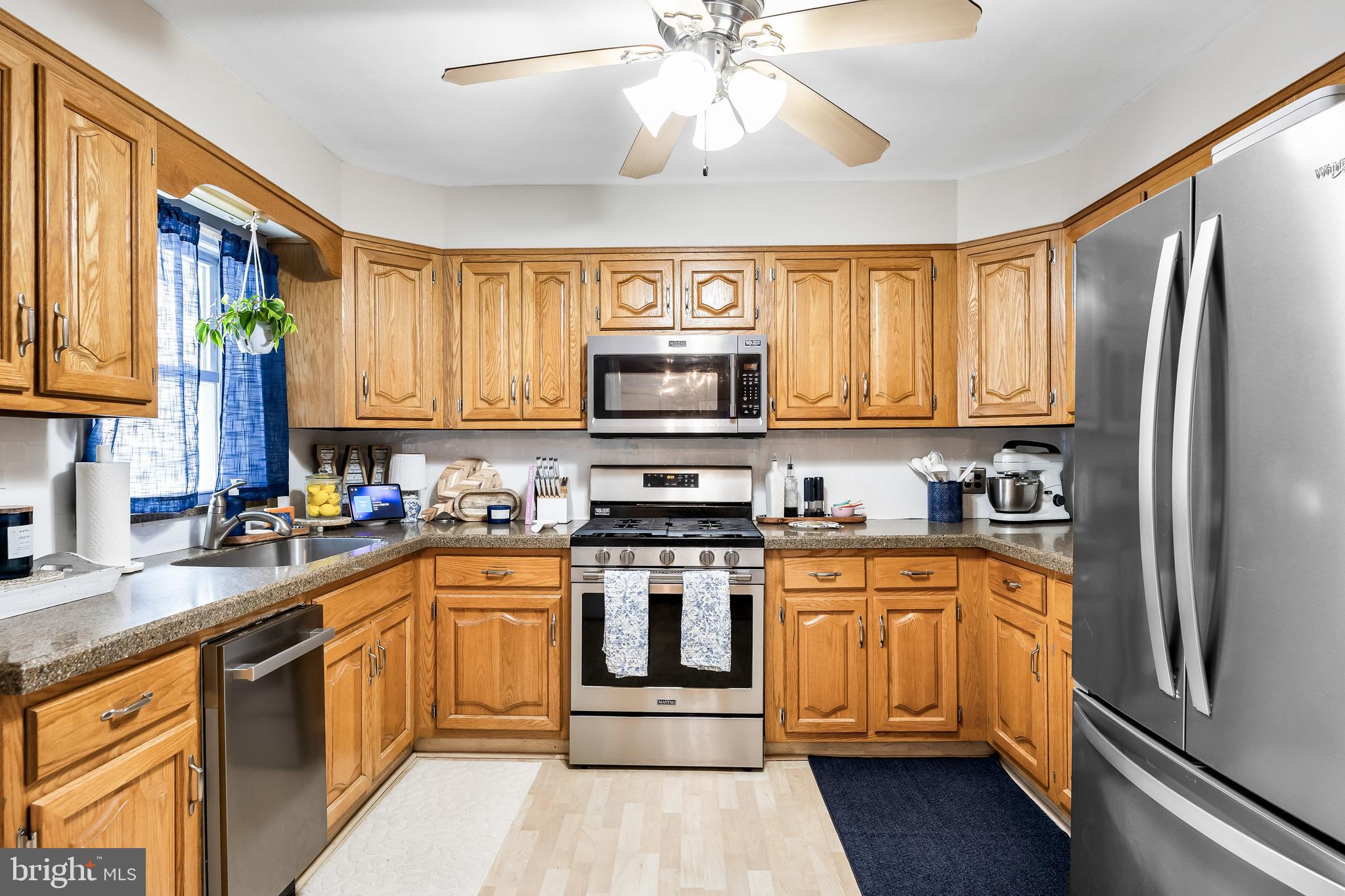 NONE AVA ILABLE - Residential