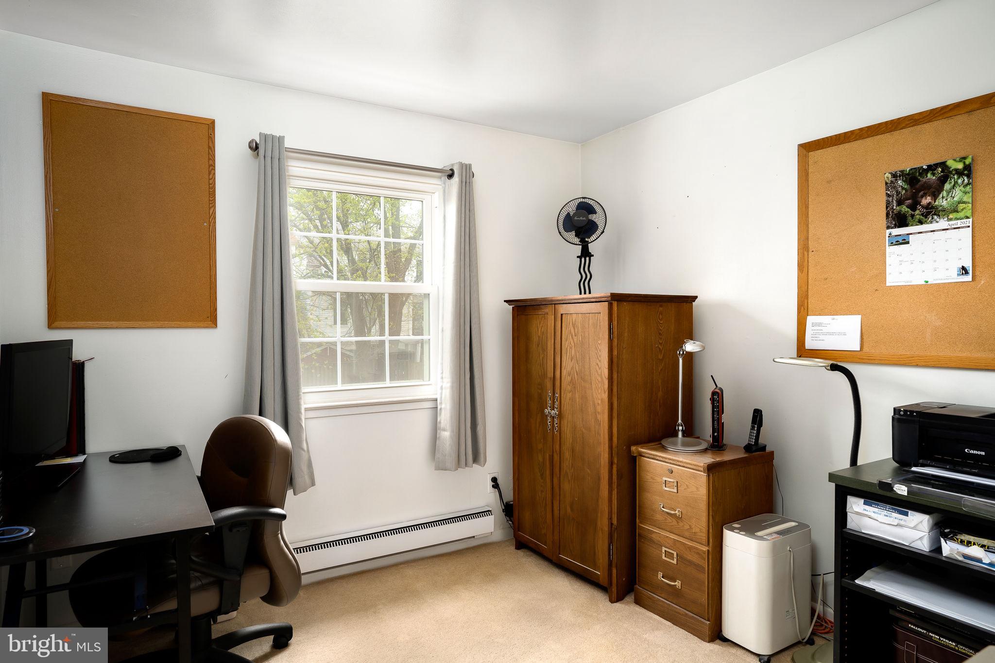 VIRGINIA KNOLLS - Residential