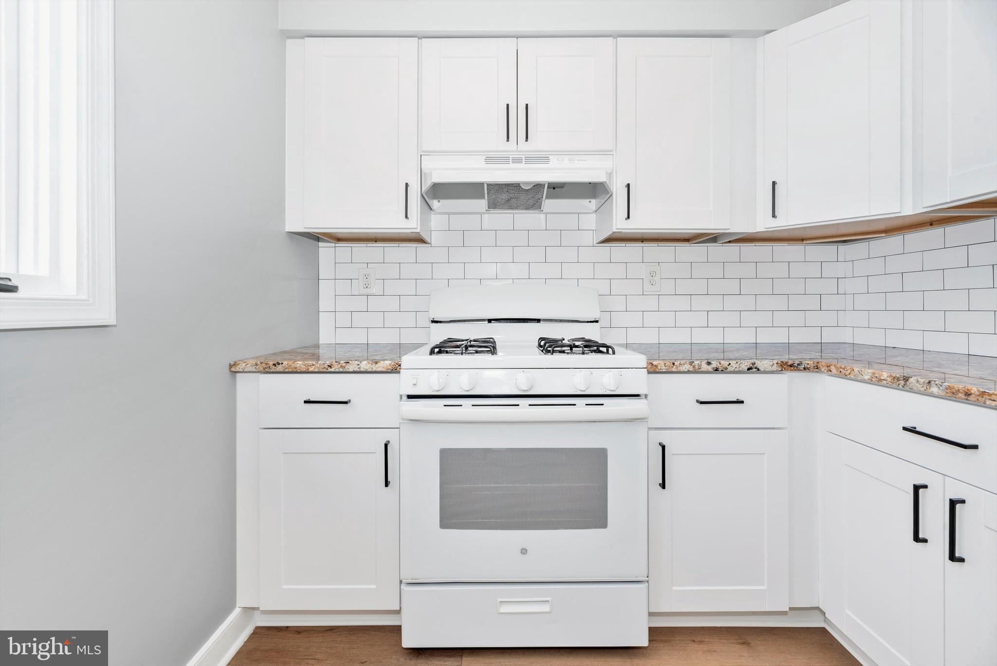 KENLY SQUARE - Residential