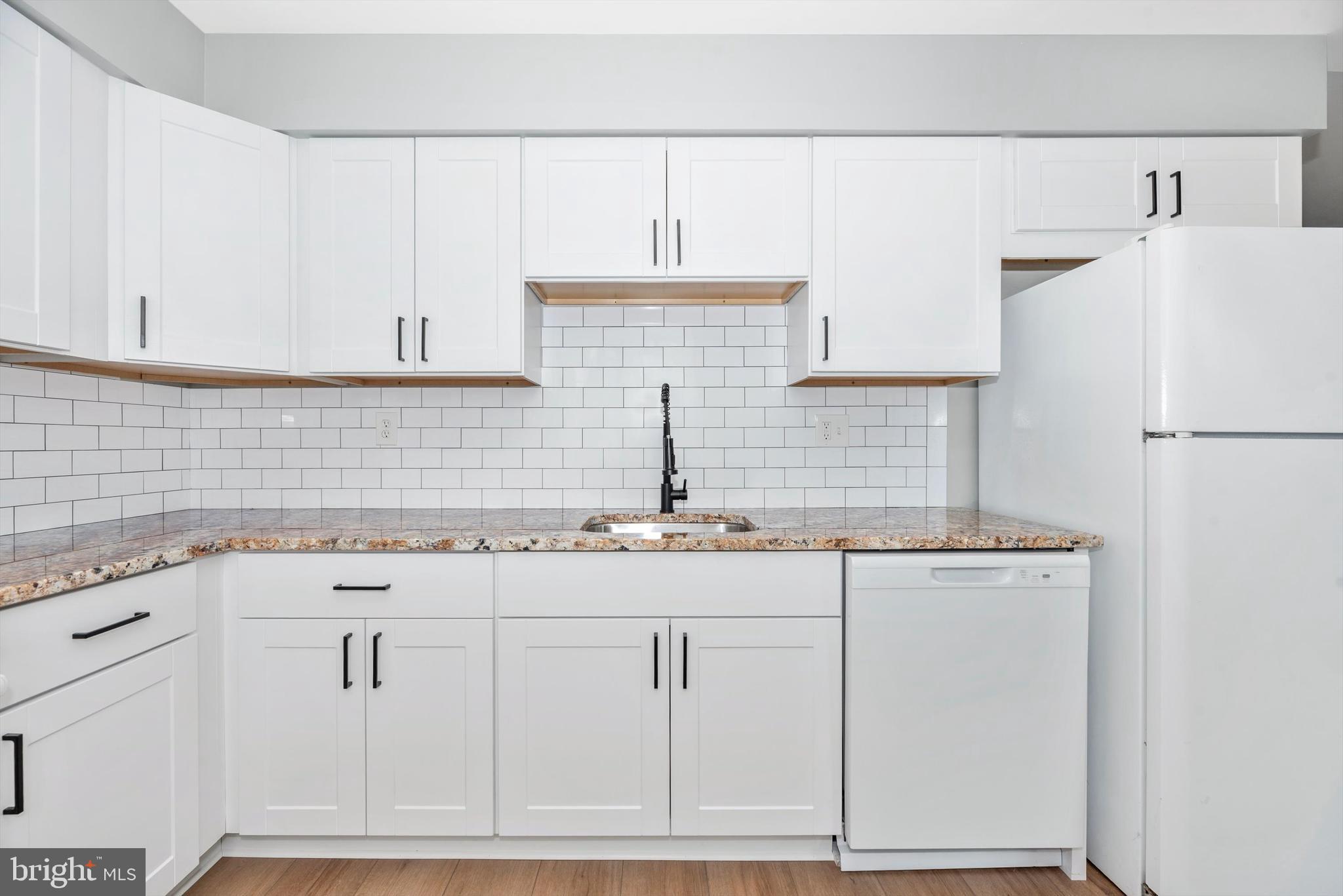 KENLY SQUARE - Residential