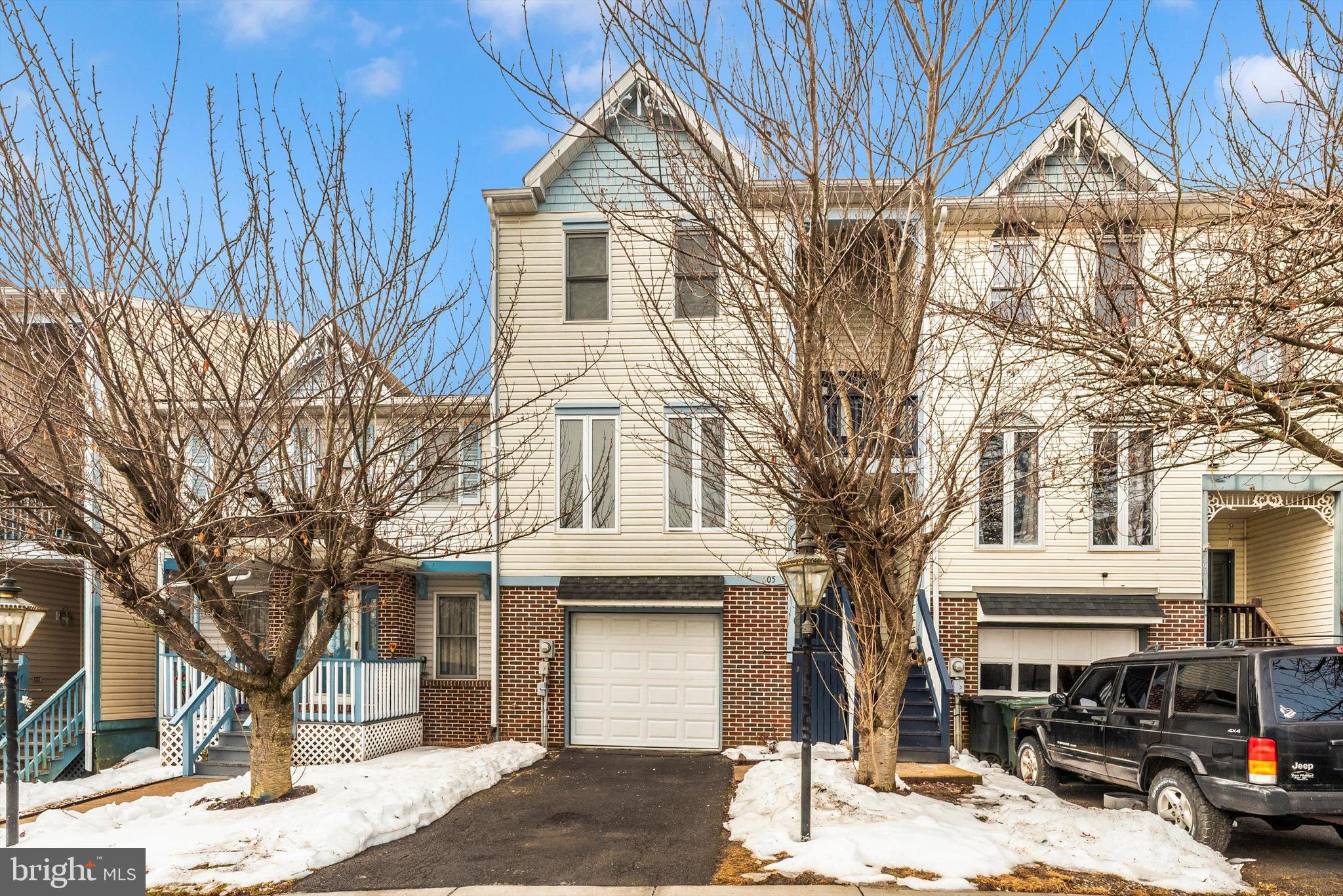 KENLY SQUARE - Residential