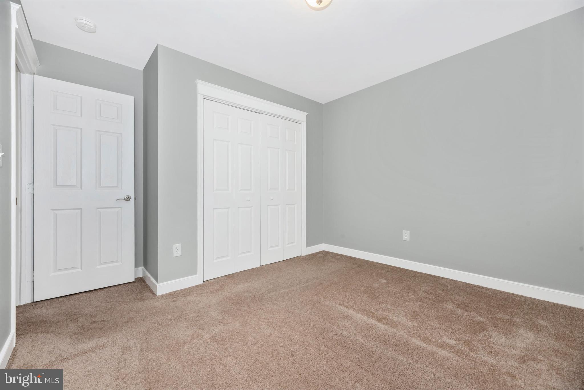 KENLY SQUARE - Residential