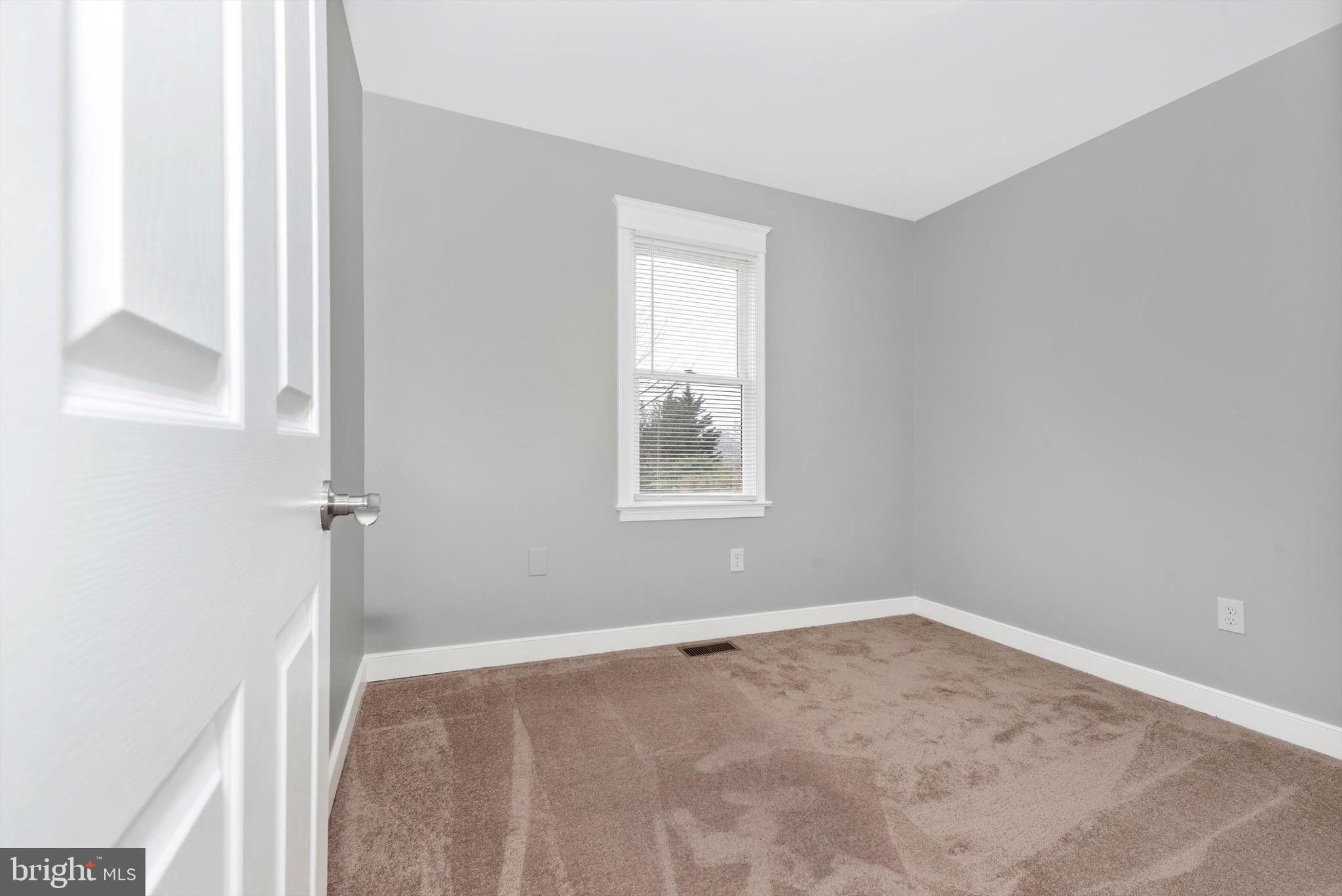 KENLY SQUARE - Residential