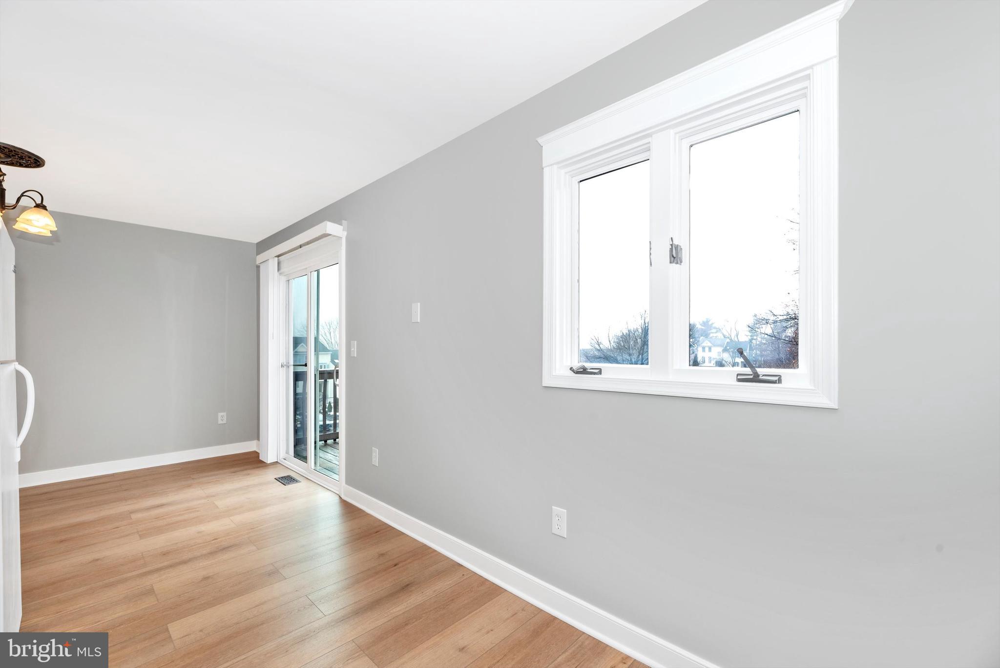 KENLY SQUARE - Residential