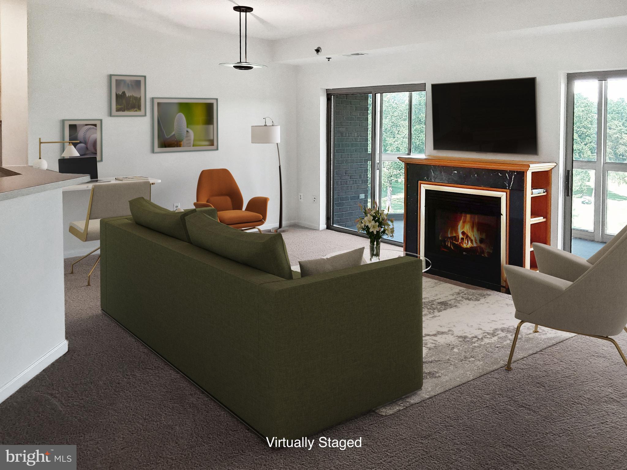 TURNBERRY COURTS AT LEIS - Residential