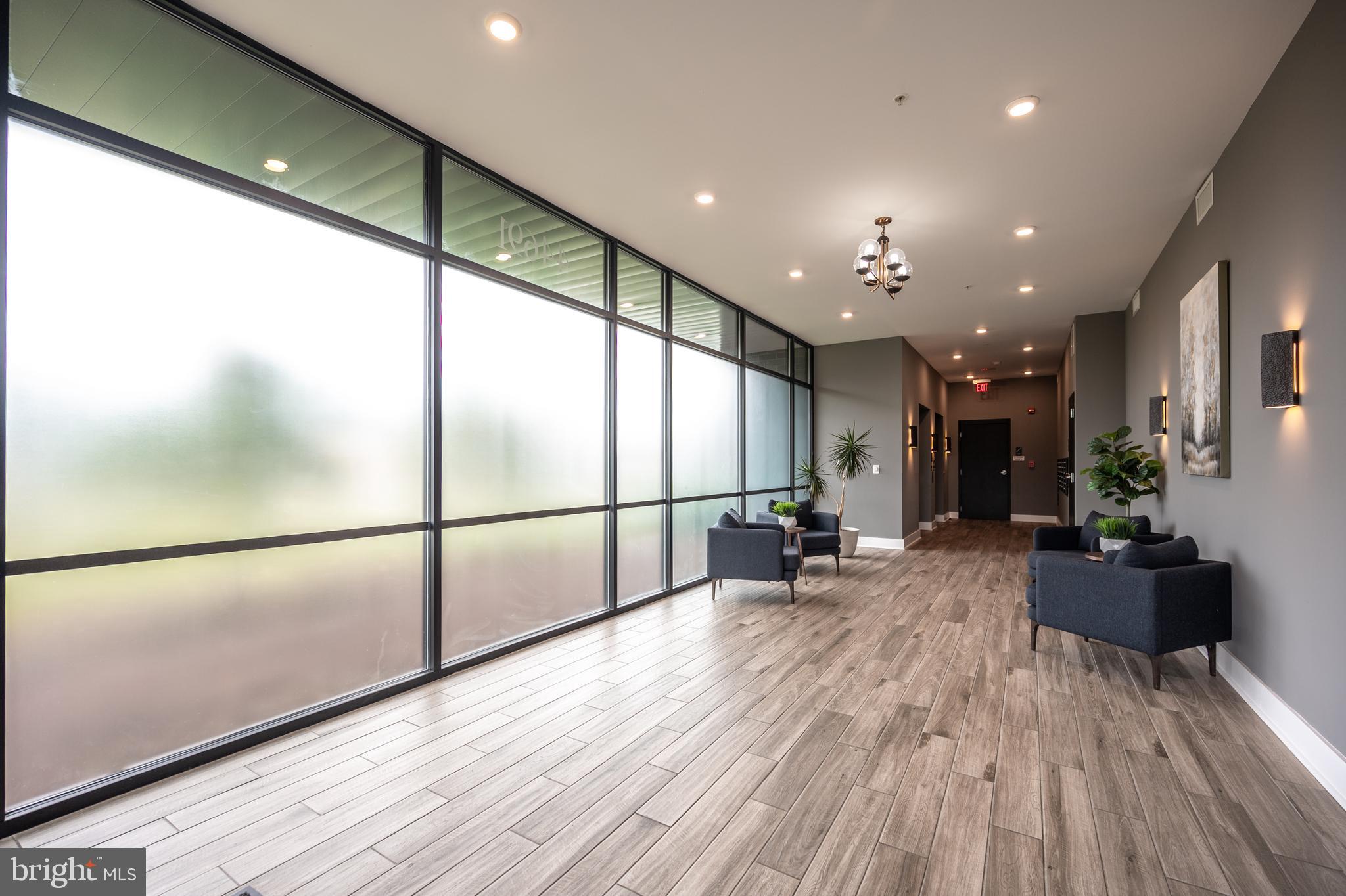 ONE LOUDOUN - Residential