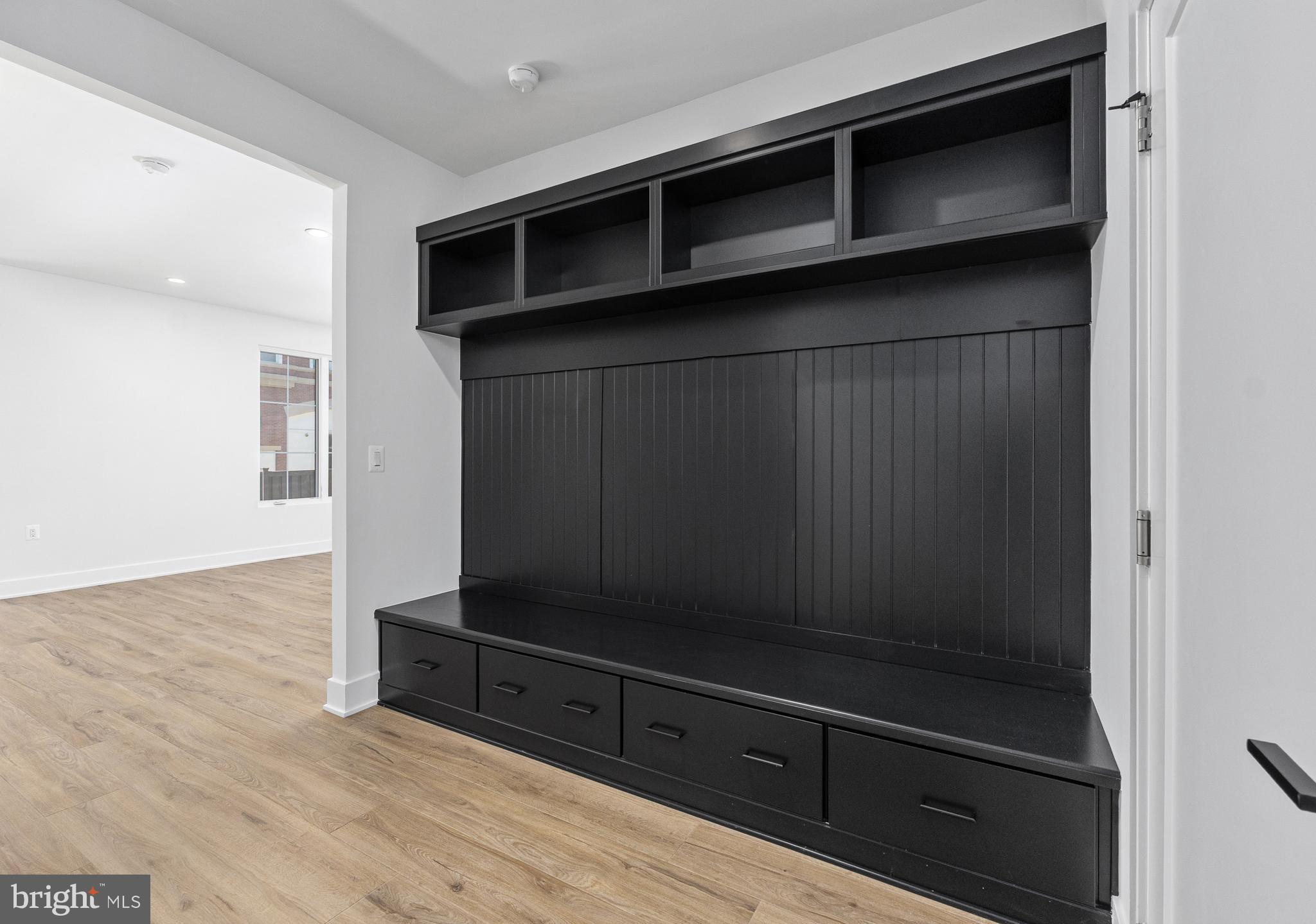 CHEVY CHASE CROSSING - Residential