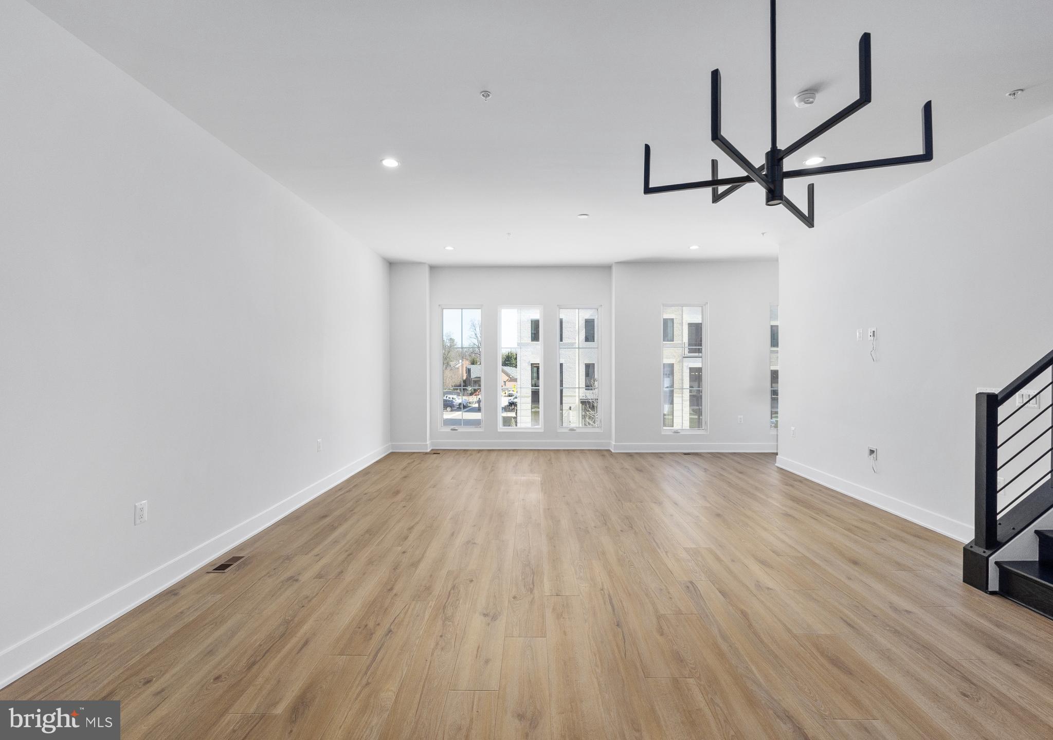 CHEVY CHASE CROSSING - Residential