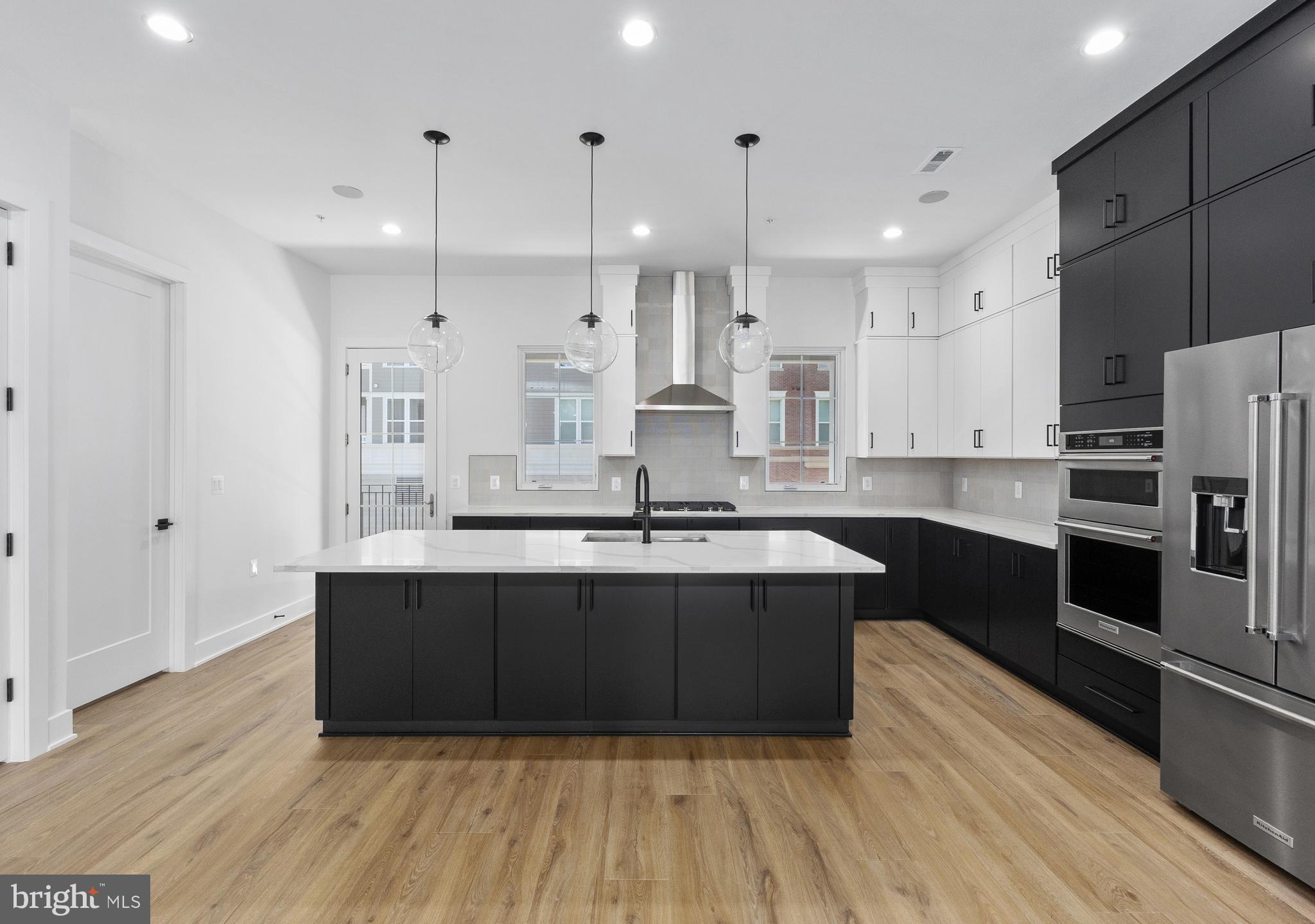 CHEVY CHASE CROSSING - Residential