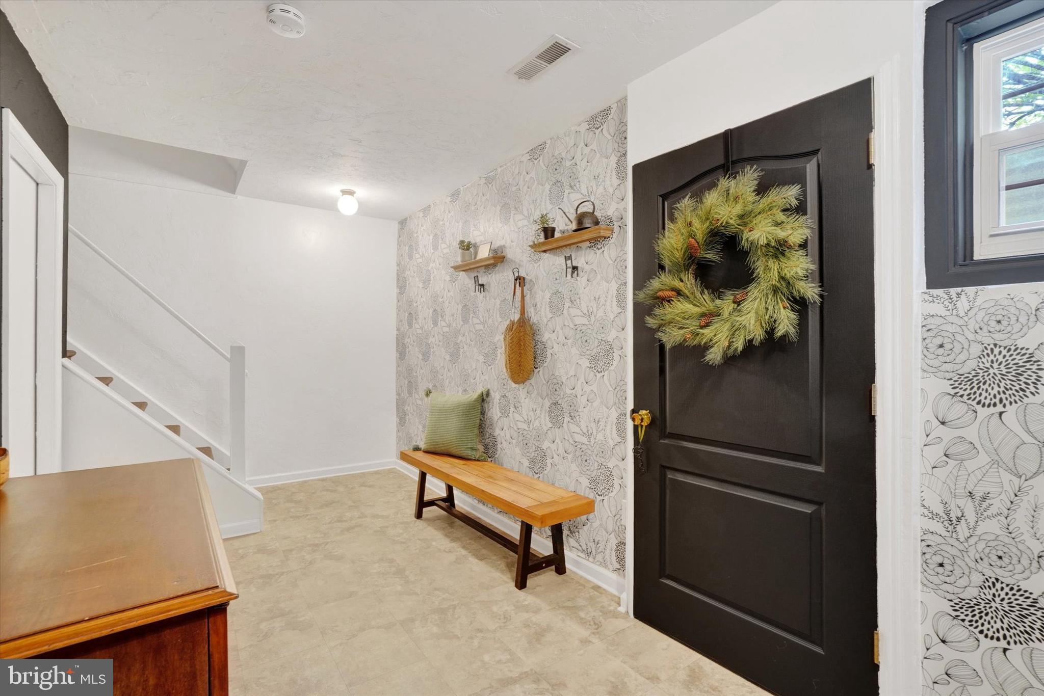 CHESTNUT POINTE CONDOS - Residential