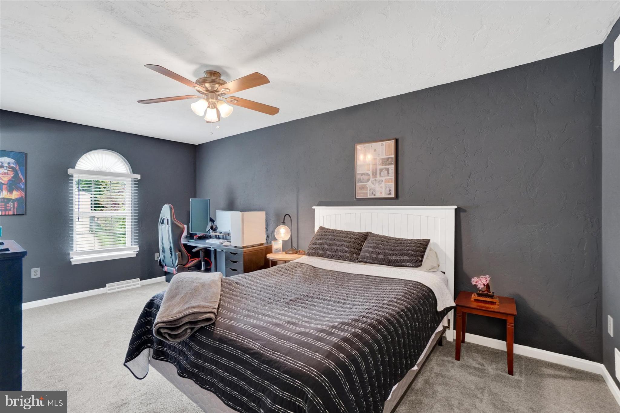 CHESTNUT POINTE CONDOS - Residential