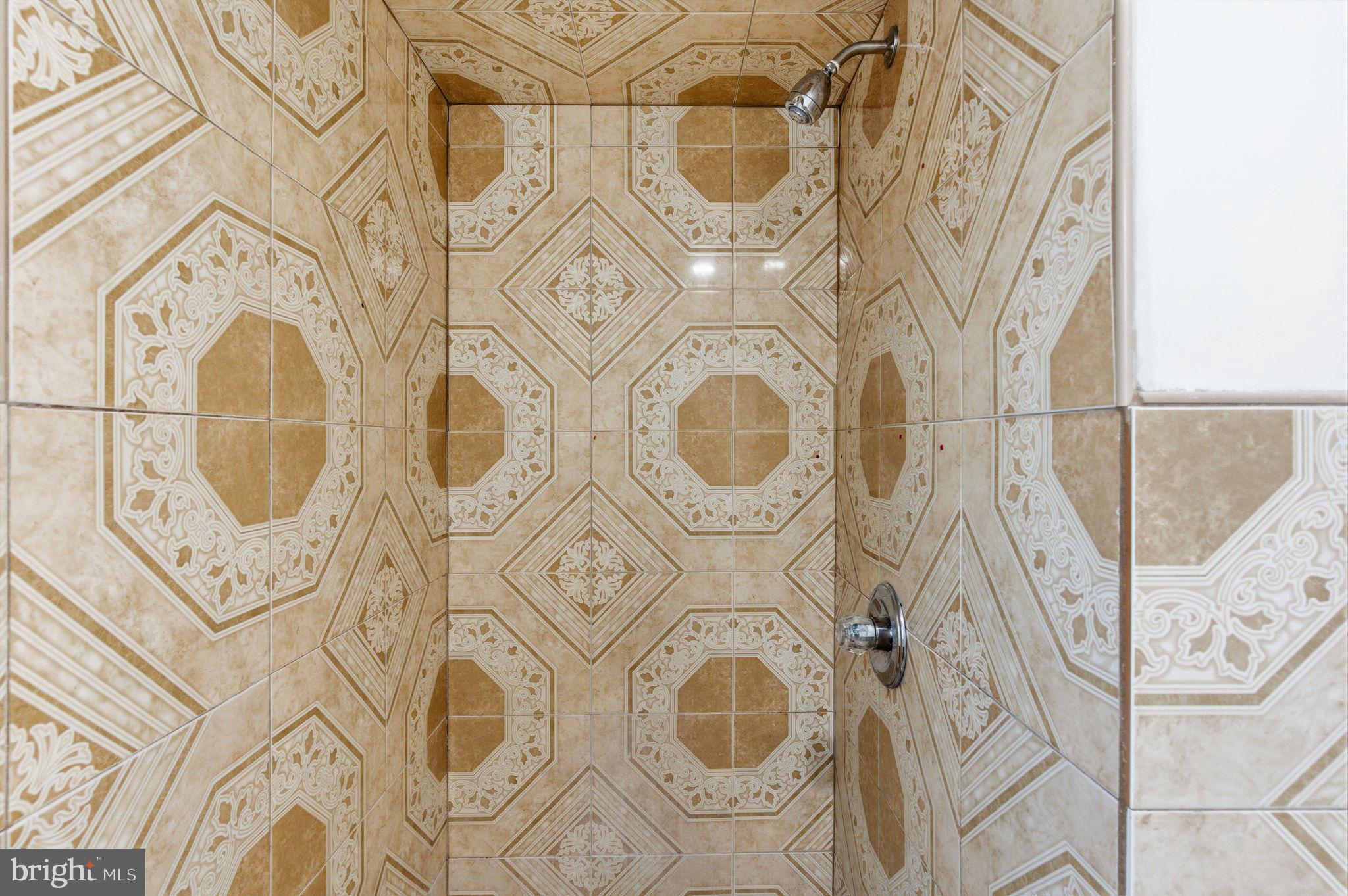 MAYFAIR (WEST) - Residential