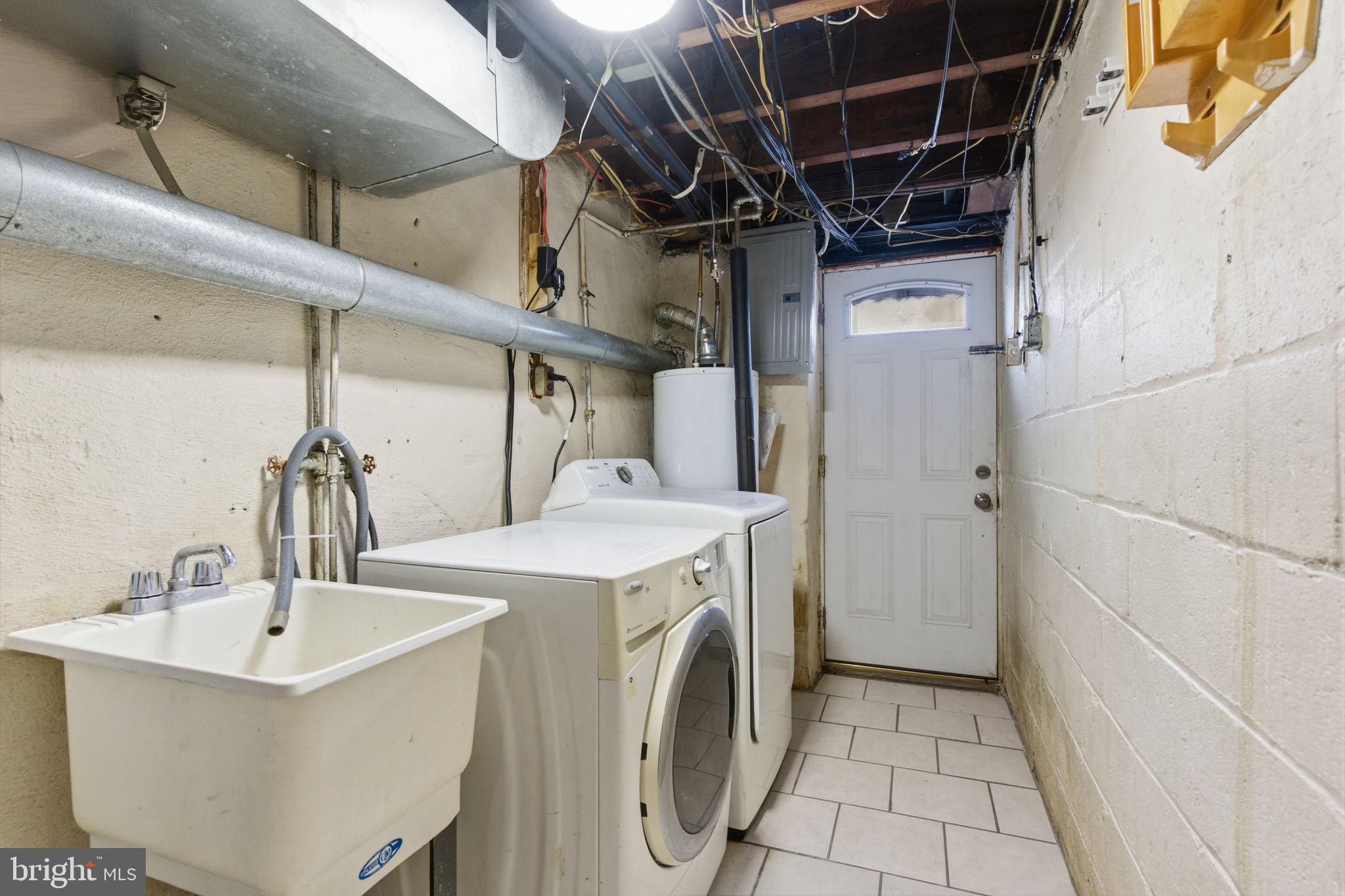 MAYFAIR (WEST) - Residential