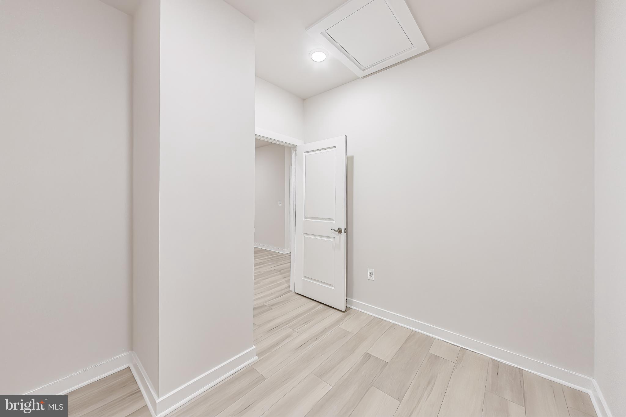 THE VILLAGE AT CABIN BRANCH - Residential Lease