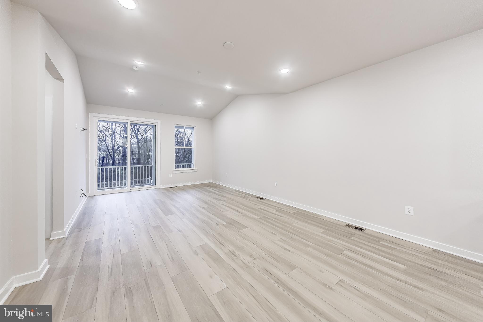 THE VILLAGE AT CABIN BRANCH - Residential Lease