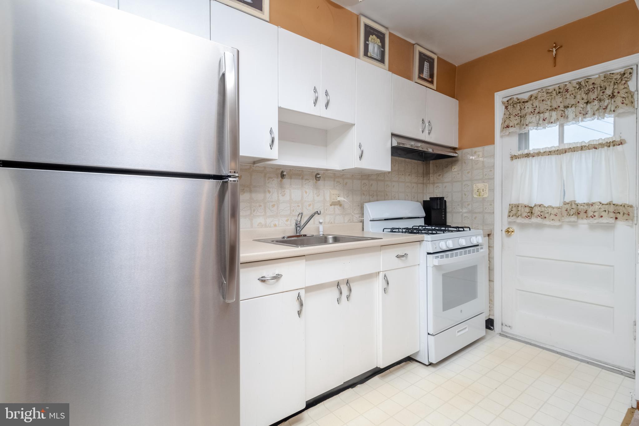 DUNDALK VILLAGE - Residential