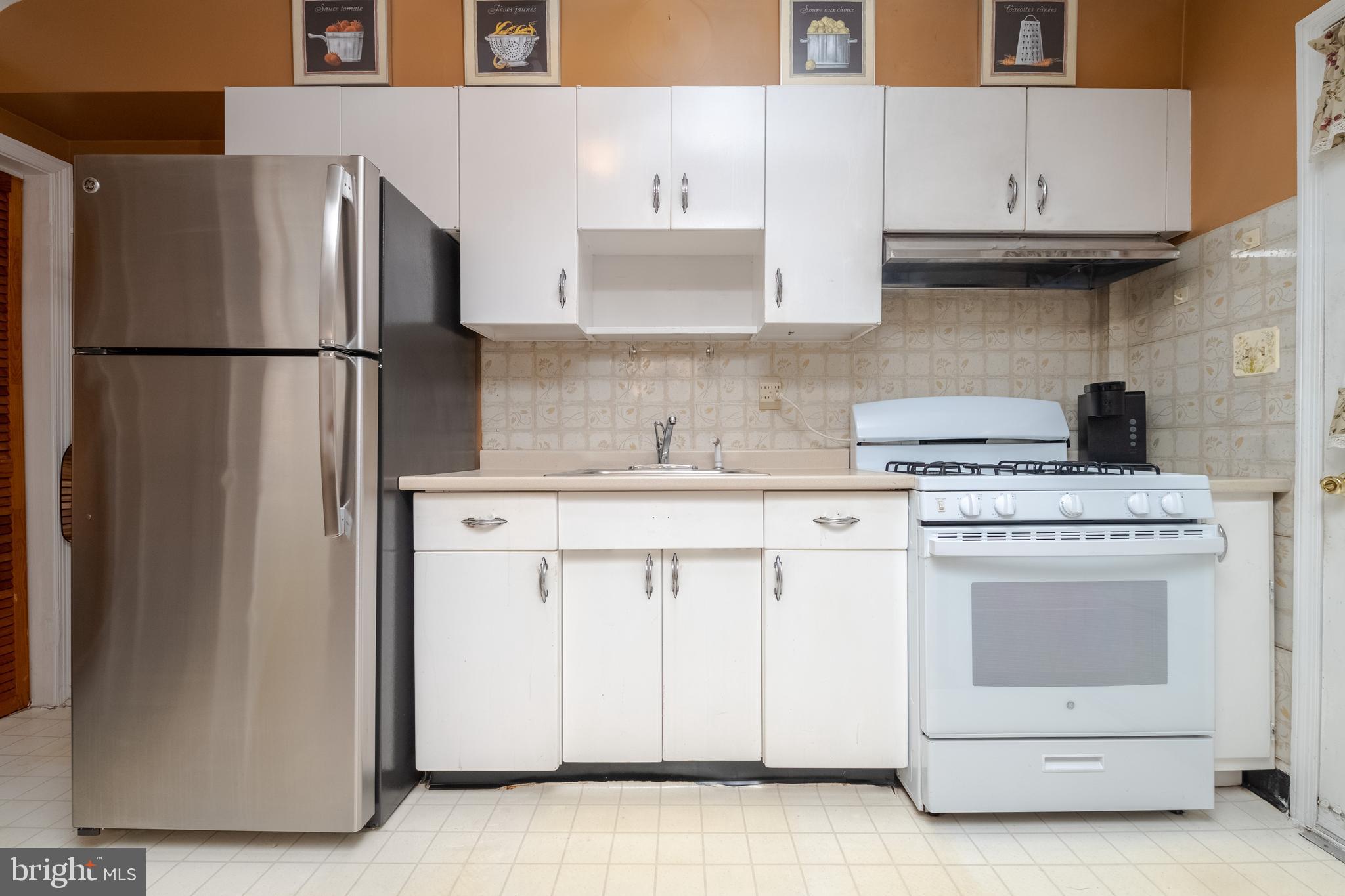 DUNDALK VILLAGE - Residential