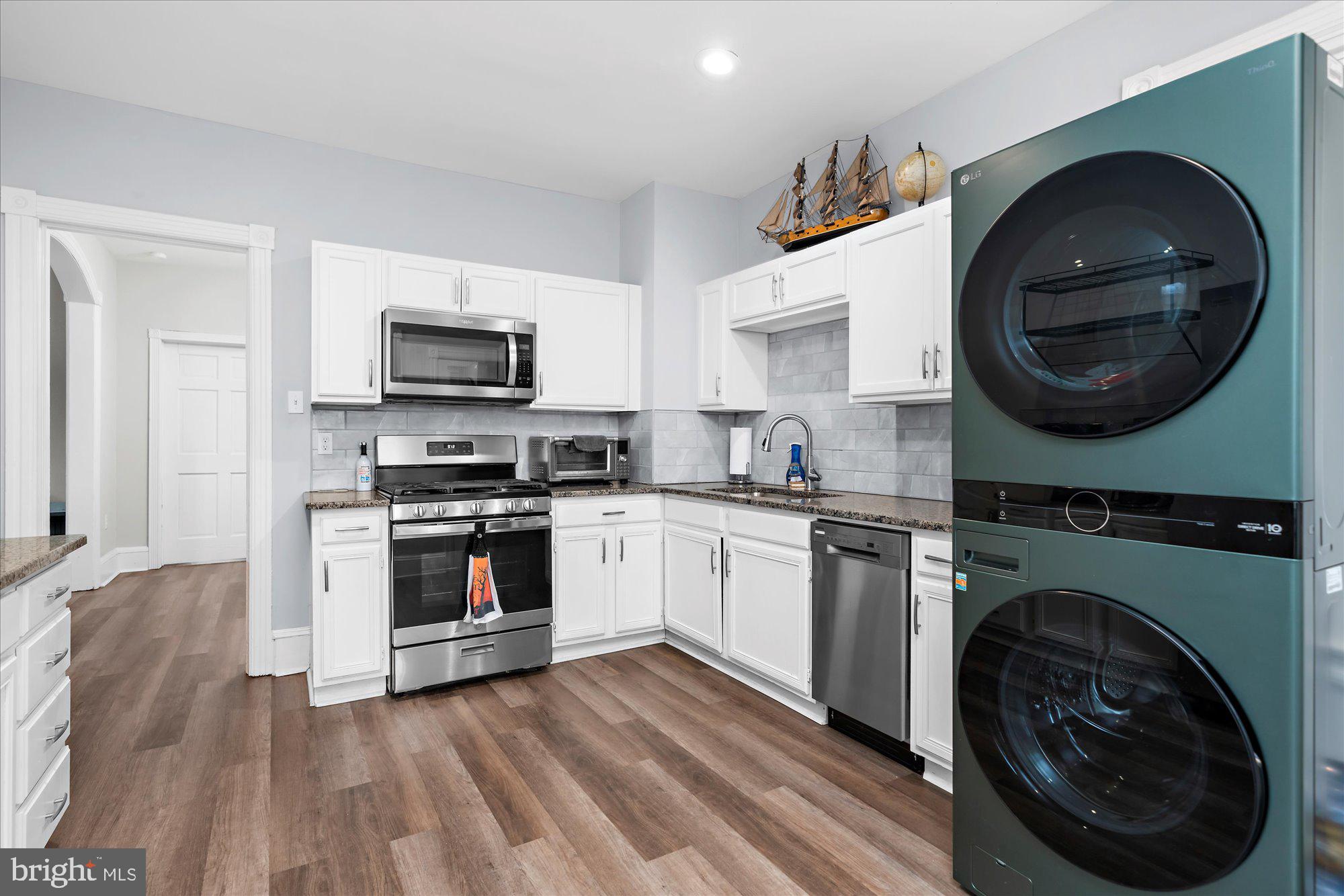 SOUTH HILLS - Residential