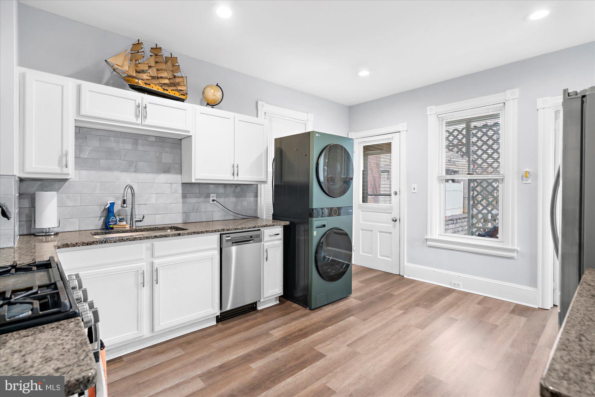 SOUTH HILLS - Residential