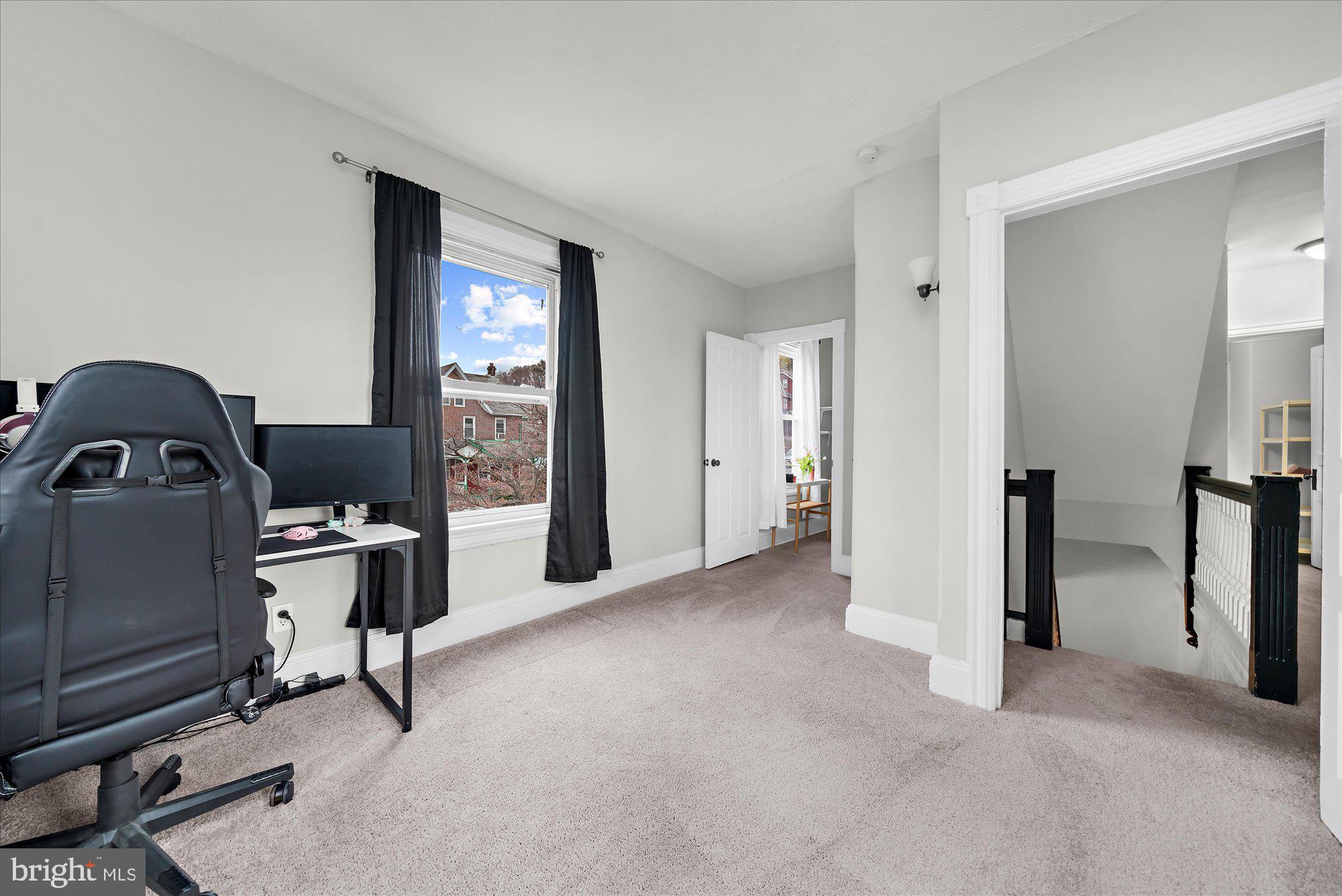 SOUTH HILLS - Residential