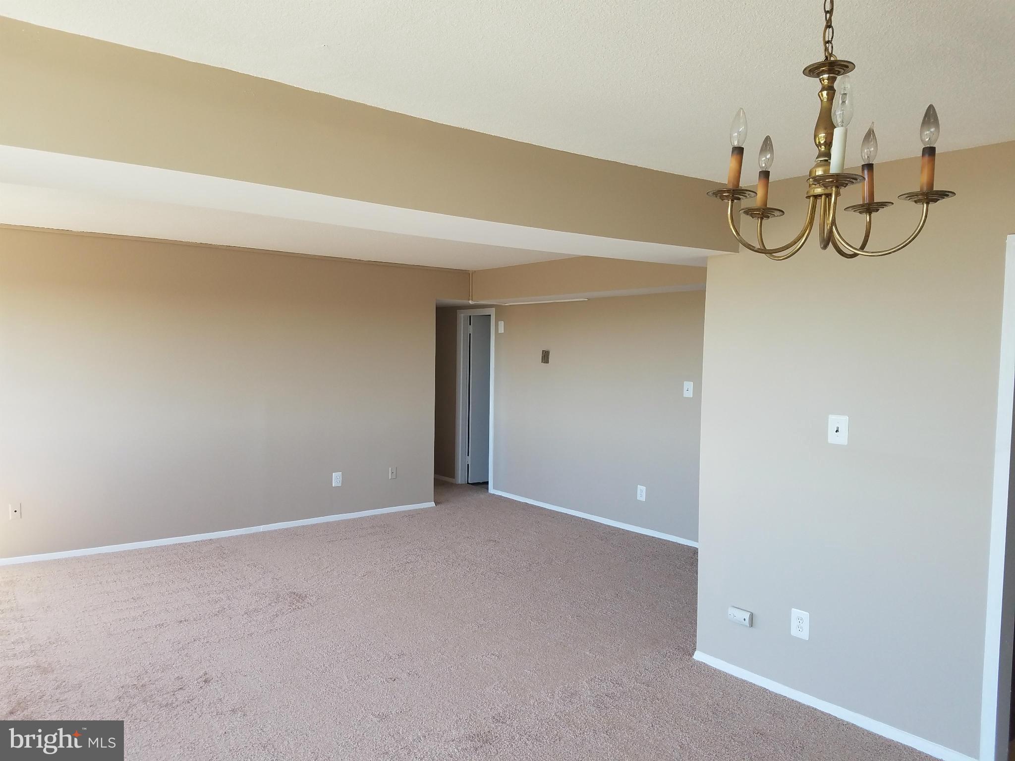 PRESIDENTIAL TOWERS - Residential Lease