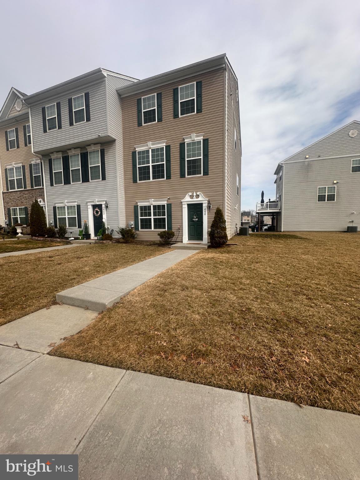 400 CHARLESTOWN CROSSING BOULEVARD