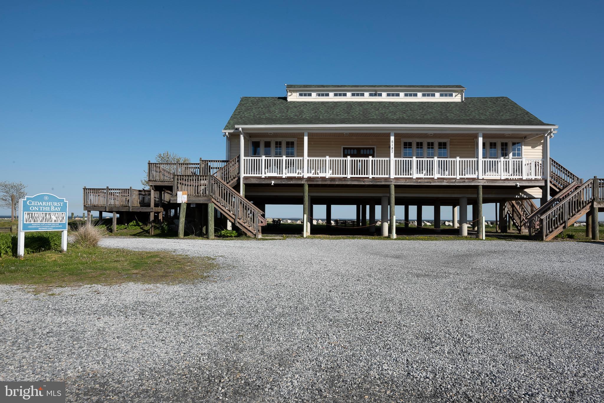 CEDARHURST ON THE BAY - Residential