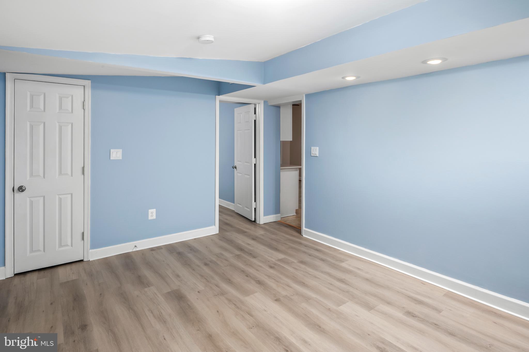 CEDARHURST ON THE BAY - Residential