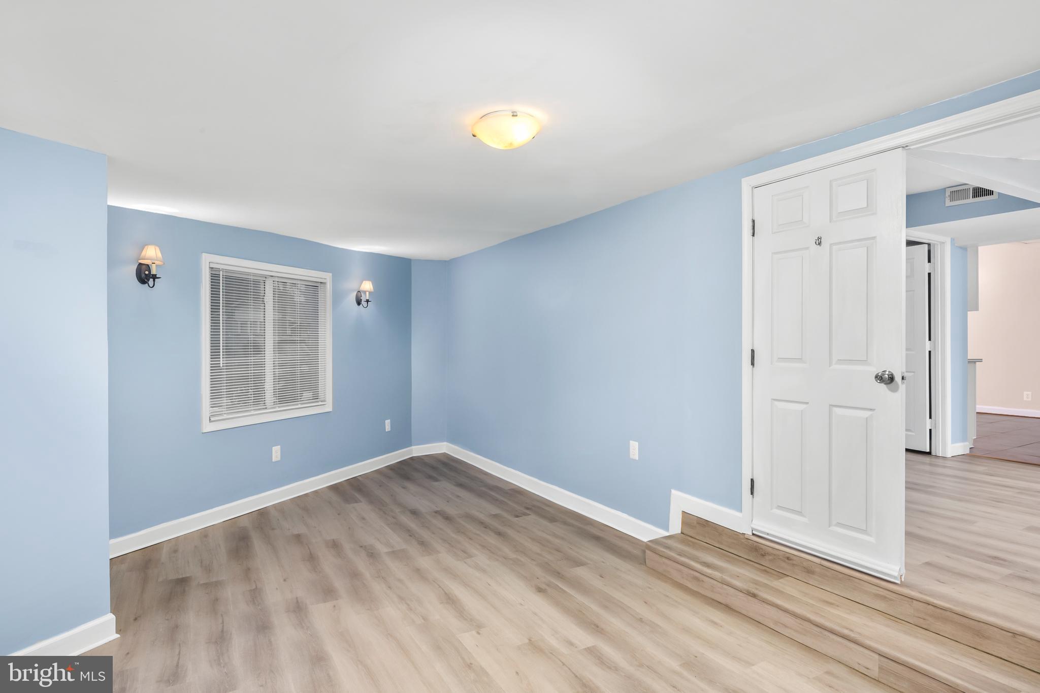 CEDARHURST ON THE BAY - Residential