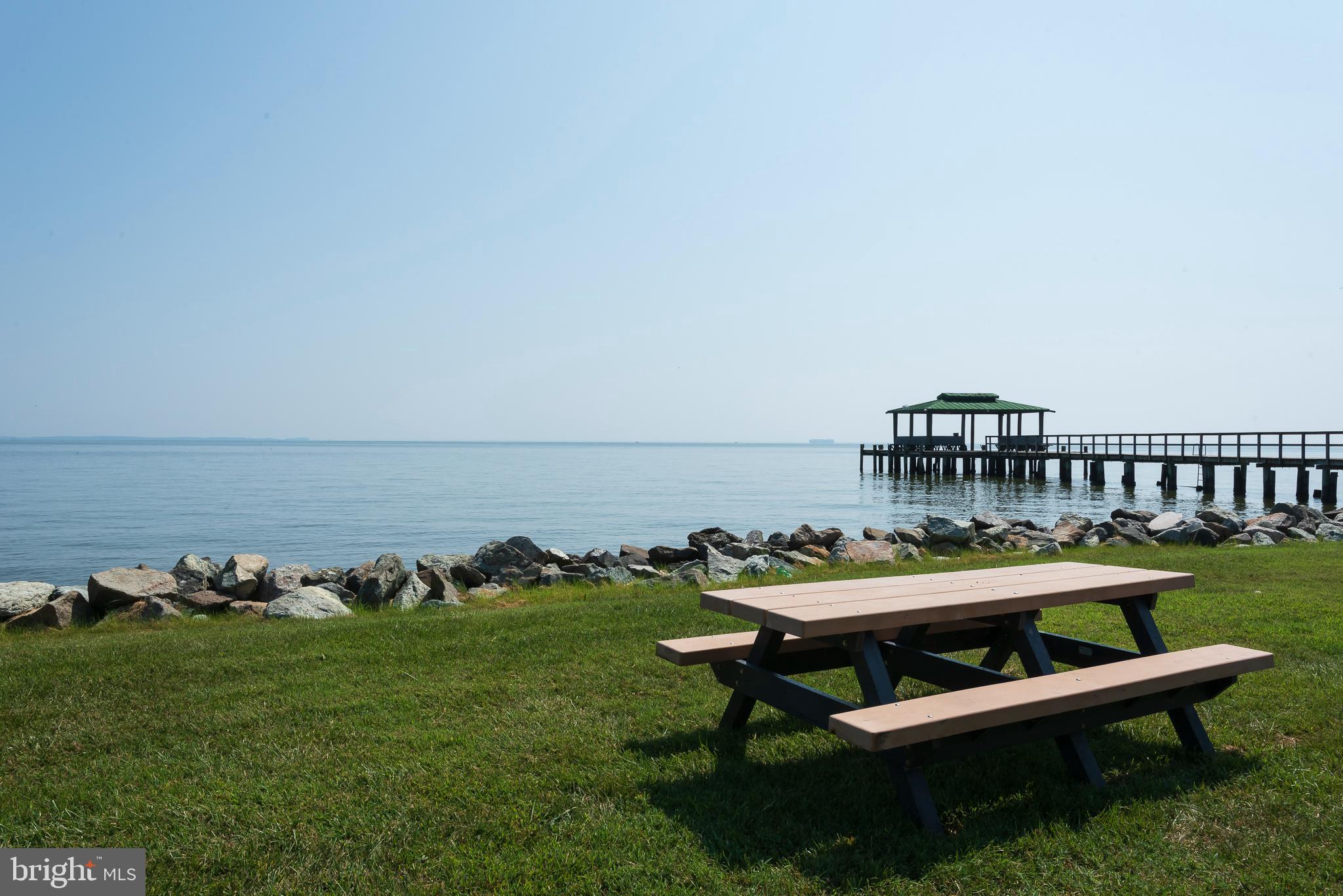 CEDARHURST ON THE BAY - Residential