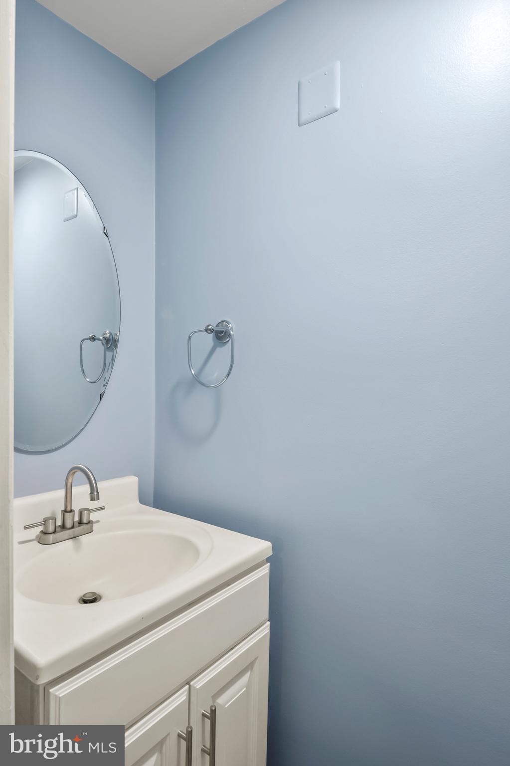 CEDARHURST ON THE BAY - Residential