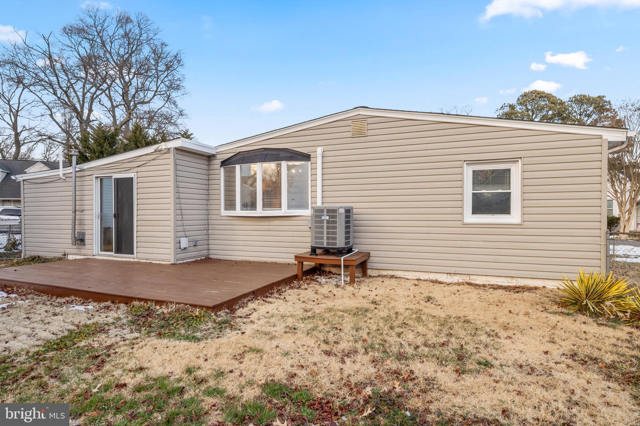 CEDARHURST ON THE BAY - Residential