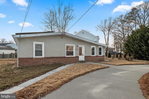 Homes For Sale - 1199 Oak Avenue<br/> SHADY SIDE, MD 20764
