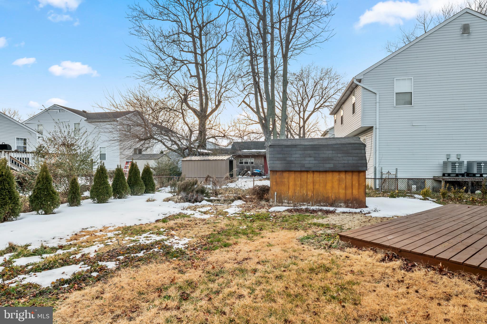 CEDARHURST ON THE BAY - Residential