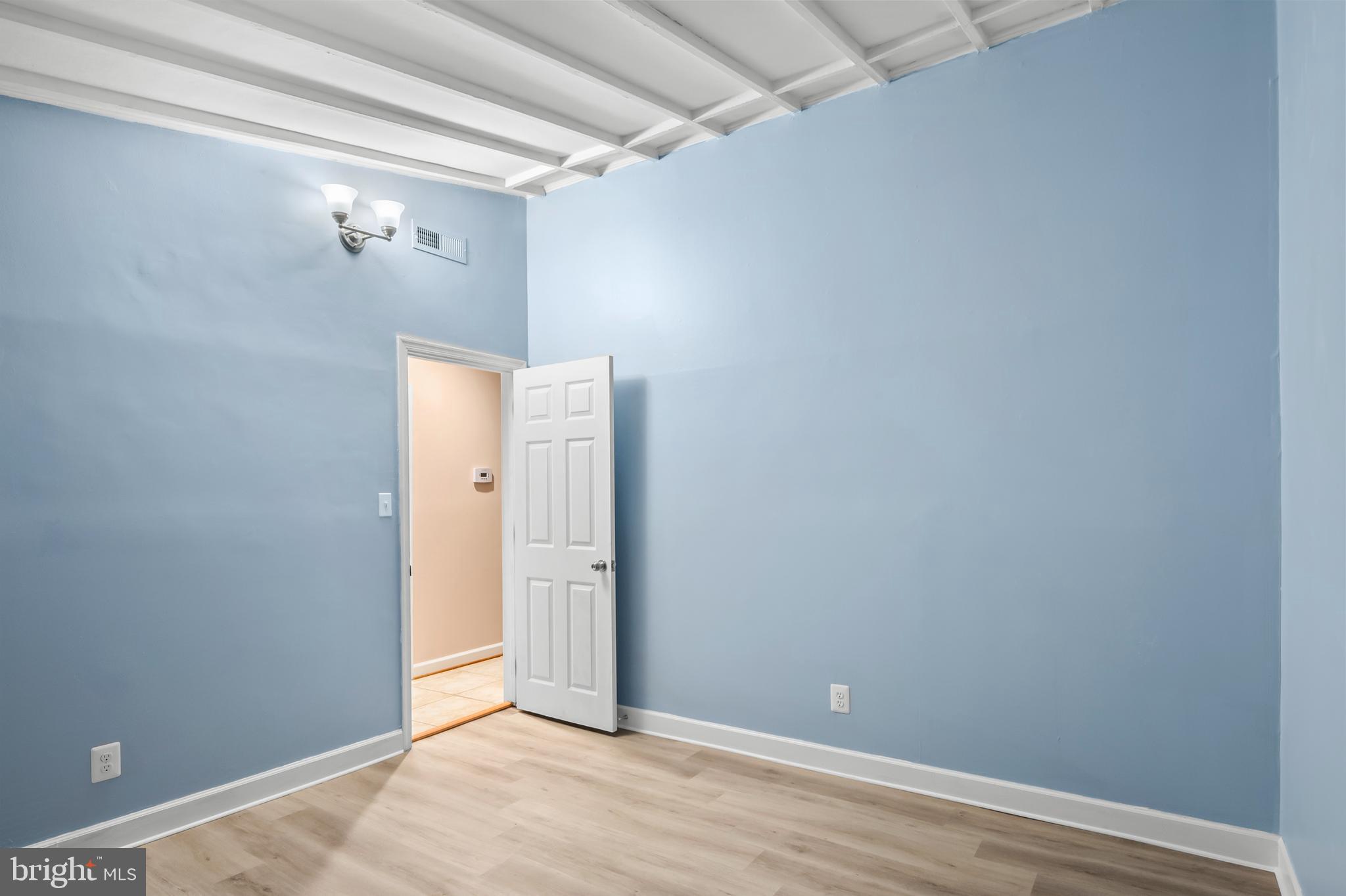 CEDARHURST ON THE BAY - Residential