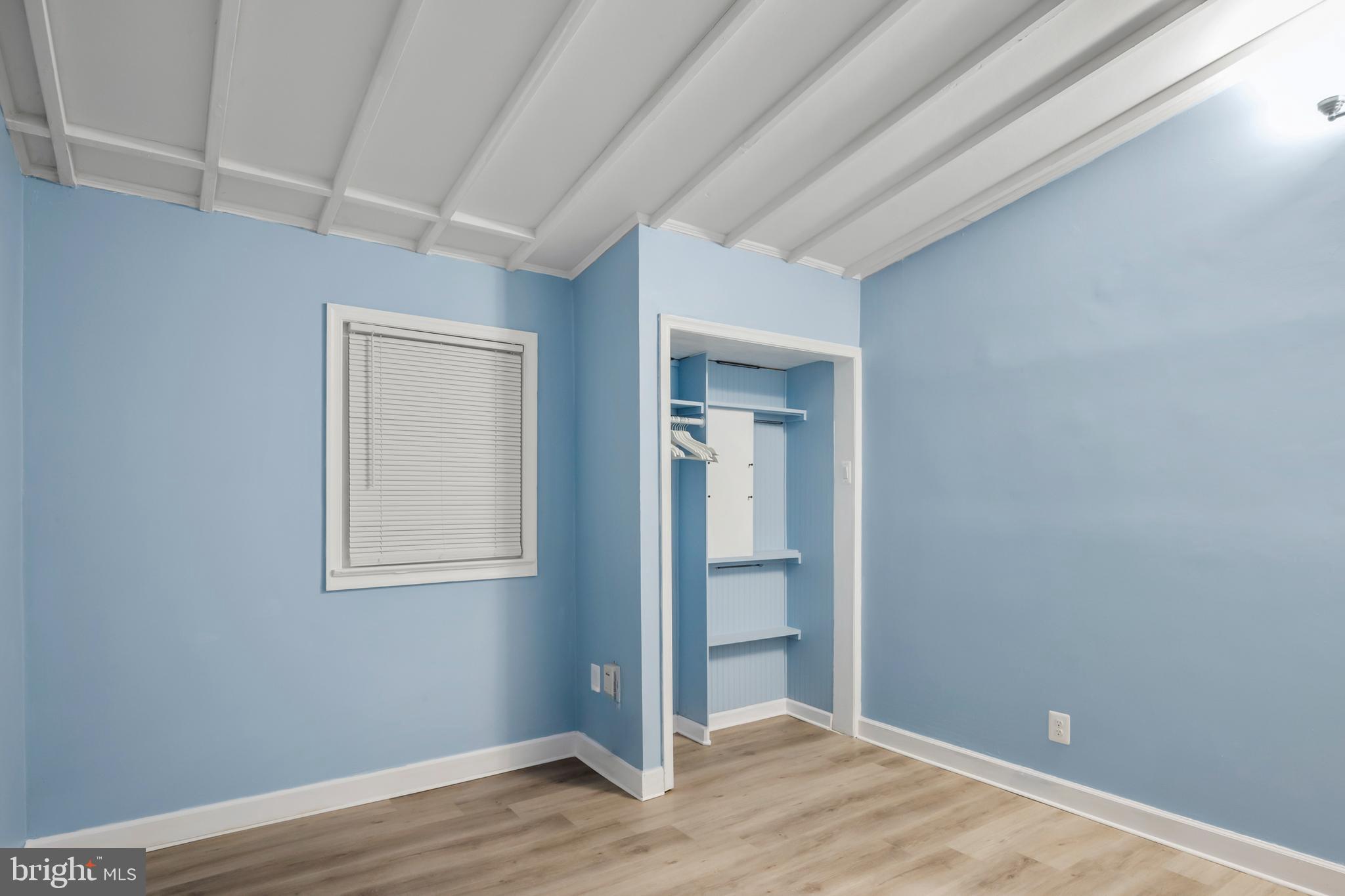 CEDARHURST ON THE BAY - Residential