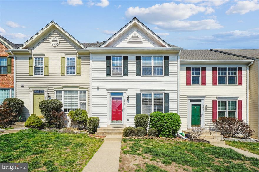 Welcome home! Fall in love with this STUNNING LAKE VIEWS townhouse  and enjoy this  2,319 square feet three level property with 3 bedrooms and 3.5  bathrooms . EXTRA LARGE UNIT overlooking the Occoquan.  Abundant natural light throughout the property.  The main level has an amazing space with a separate dining room and living room. Enjoy the large family room with fireplace on the main level.  Three bedrooms upstairs with tons of natural light and space.  The master Bedroom has cathedral ceilings and oversized pallidum window over looking water.  The master bathroom has a soaking tub and a free-standing shower. 
The lower level features a huge recreation room along with a fourth bedroom and a full bath for visitors or to be used as an office space. The property has been painted a few days ago  and new carpet  has been installed on the stairs and upstairs level recently.  Access the property using the new storm and front door.  
The exterior is just as nice with a large deck and a private patio with an enclosed fence. Enjoy the spring on a two level deck with beautiful water views.
LOCATION: This property is part of the beautiful Lake Ridge HOA.  It includes 5 outdoor pools, a splash pad, 2 community centers, numerous playgrounds, sports fields/courts, and walking/jogging/biking trails. Additionally, the community provides easy access to shopping, dining, and entertainment, including proximity to Potomac Mills and Stonebridge at Potomac Town Center. With easy access to I-95 and the Express lanes, as well as a variety of commuter lots and bus systems, this home is perfectly located for an easy commute to Ft. Belvoir, Quantico, the Pentagon, Alexandria, Arlington, and Washington, DC. Schedule your showing today!