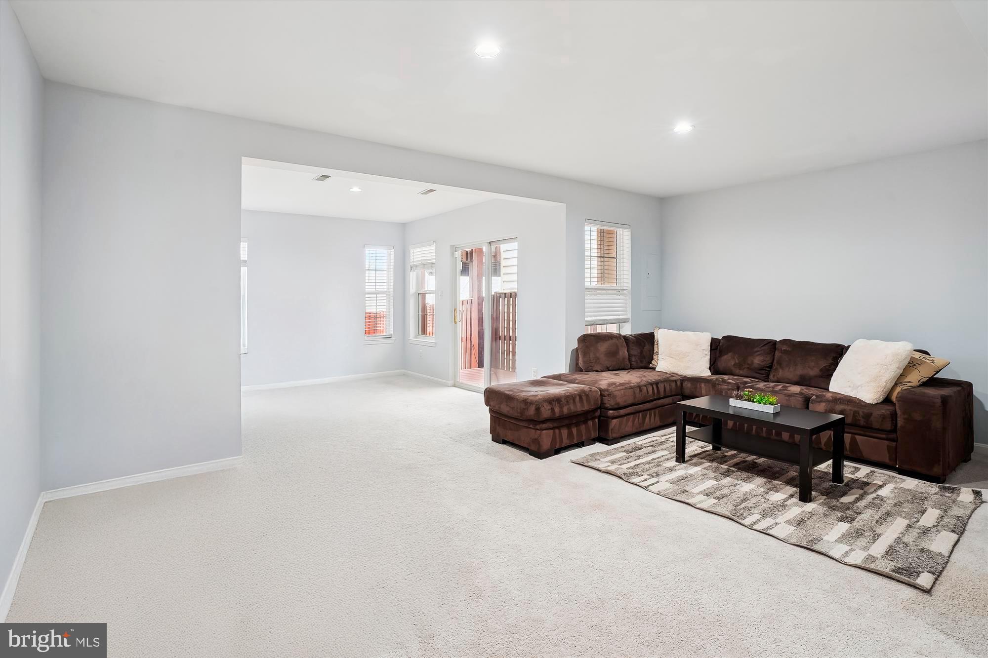 RIDGELEIGH - Residential