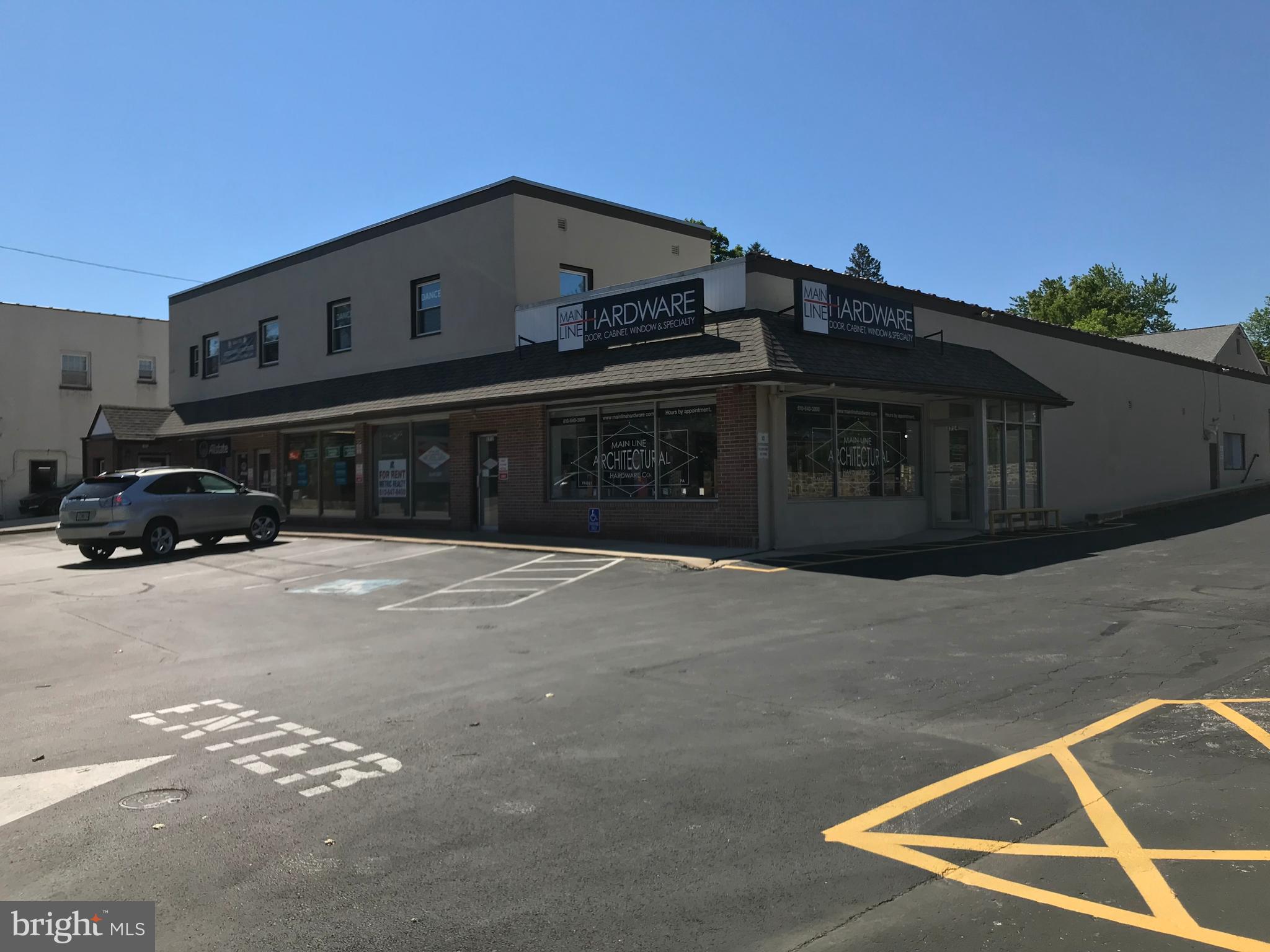 1708 E LANCASTER AVENUE 2ND FLOOR