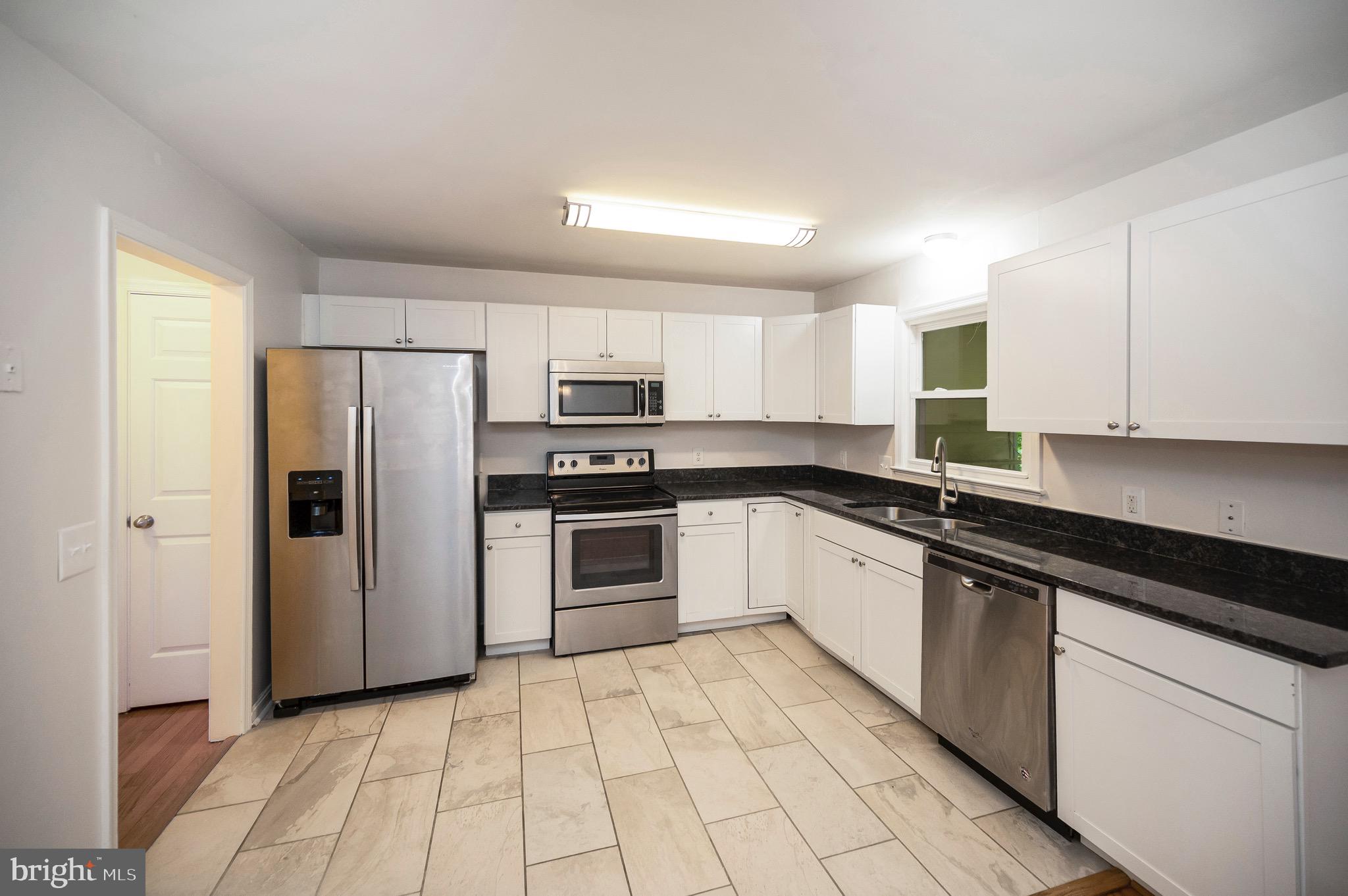 SPRING VALLEY - Residential Lease