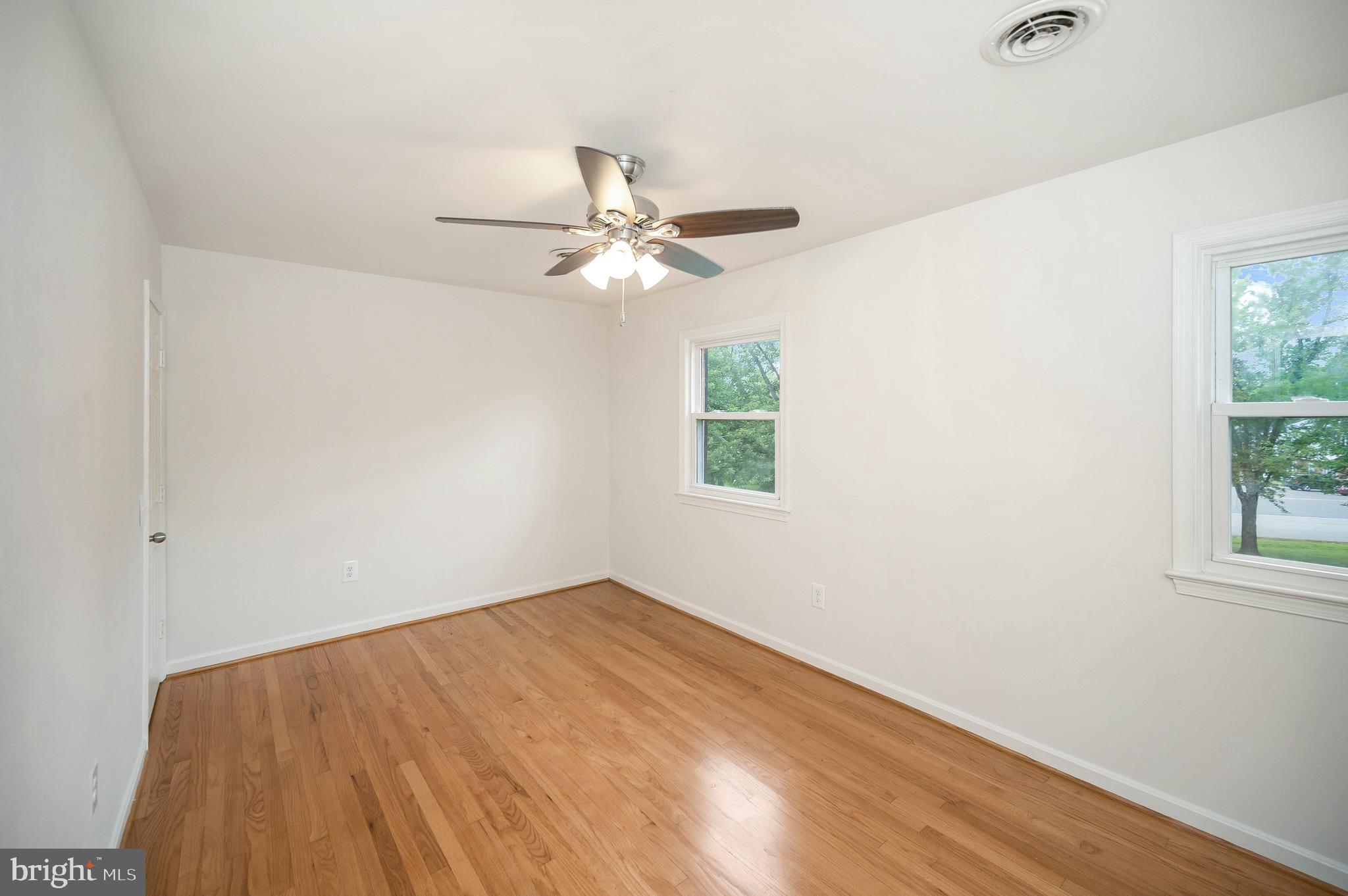 SPRING VALLEY - Residential Lease